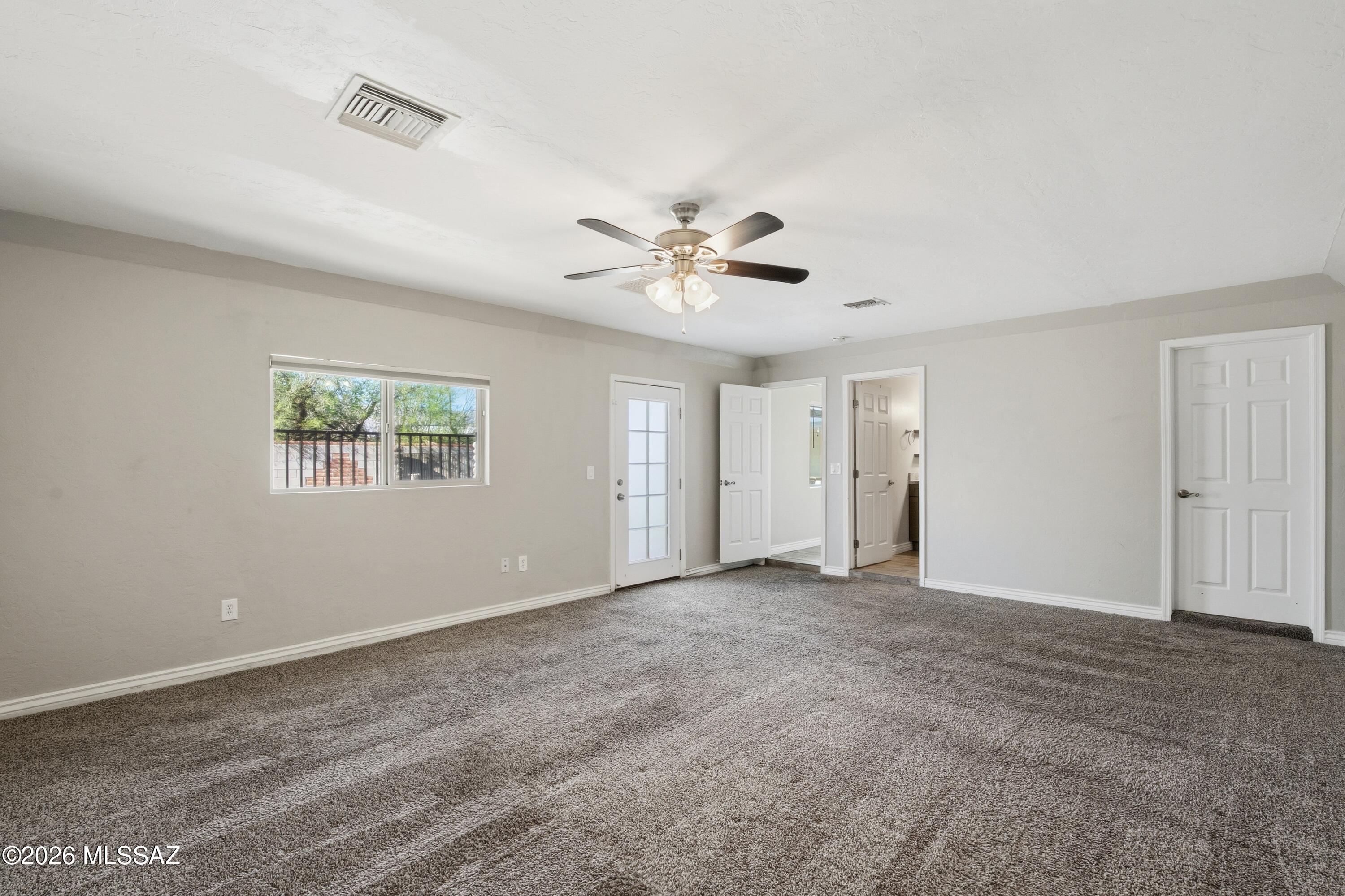 Cloverleaf Resub. - Residential Lease