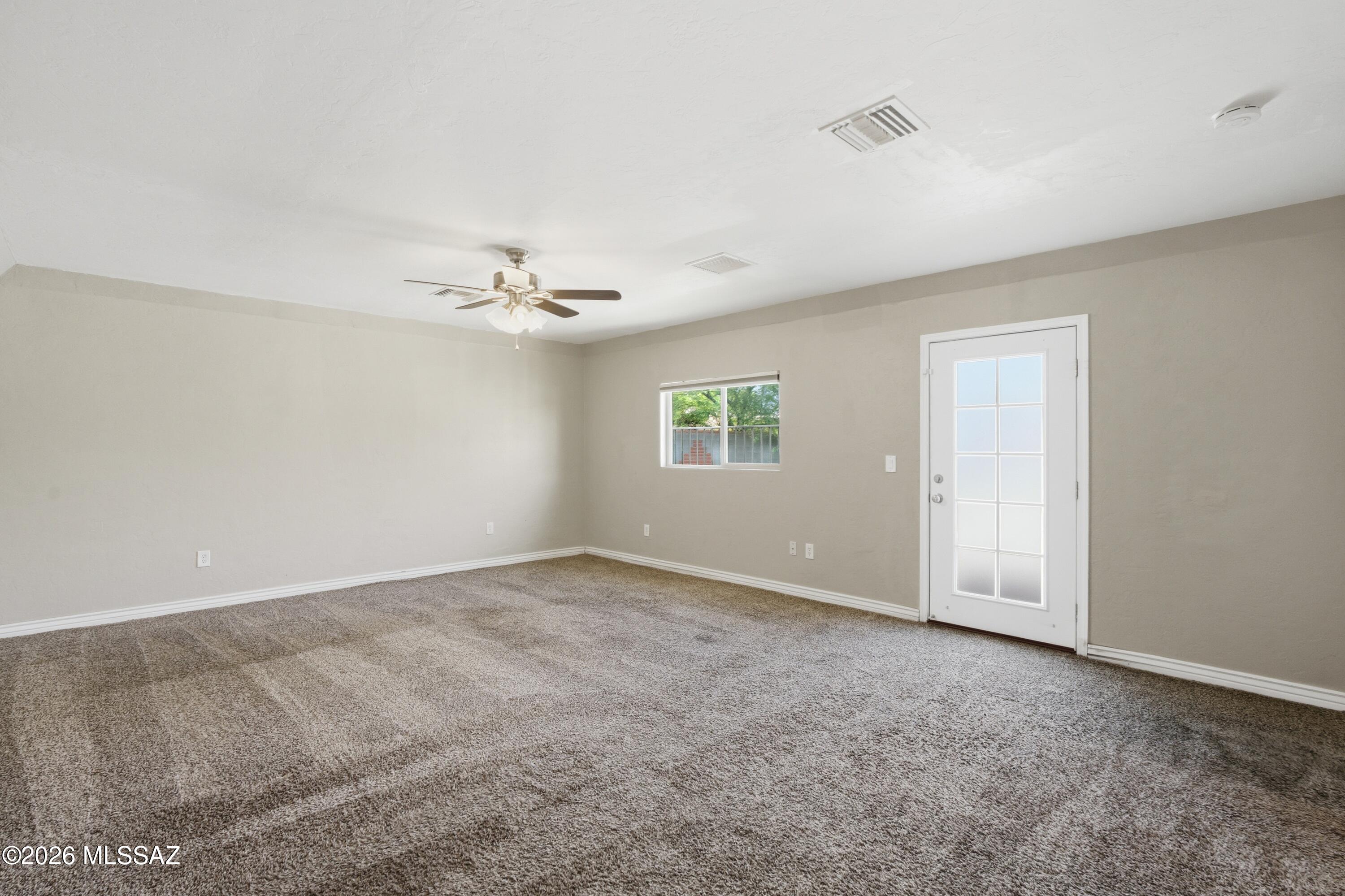 Cloverleaf Resub. - Residential Lease
