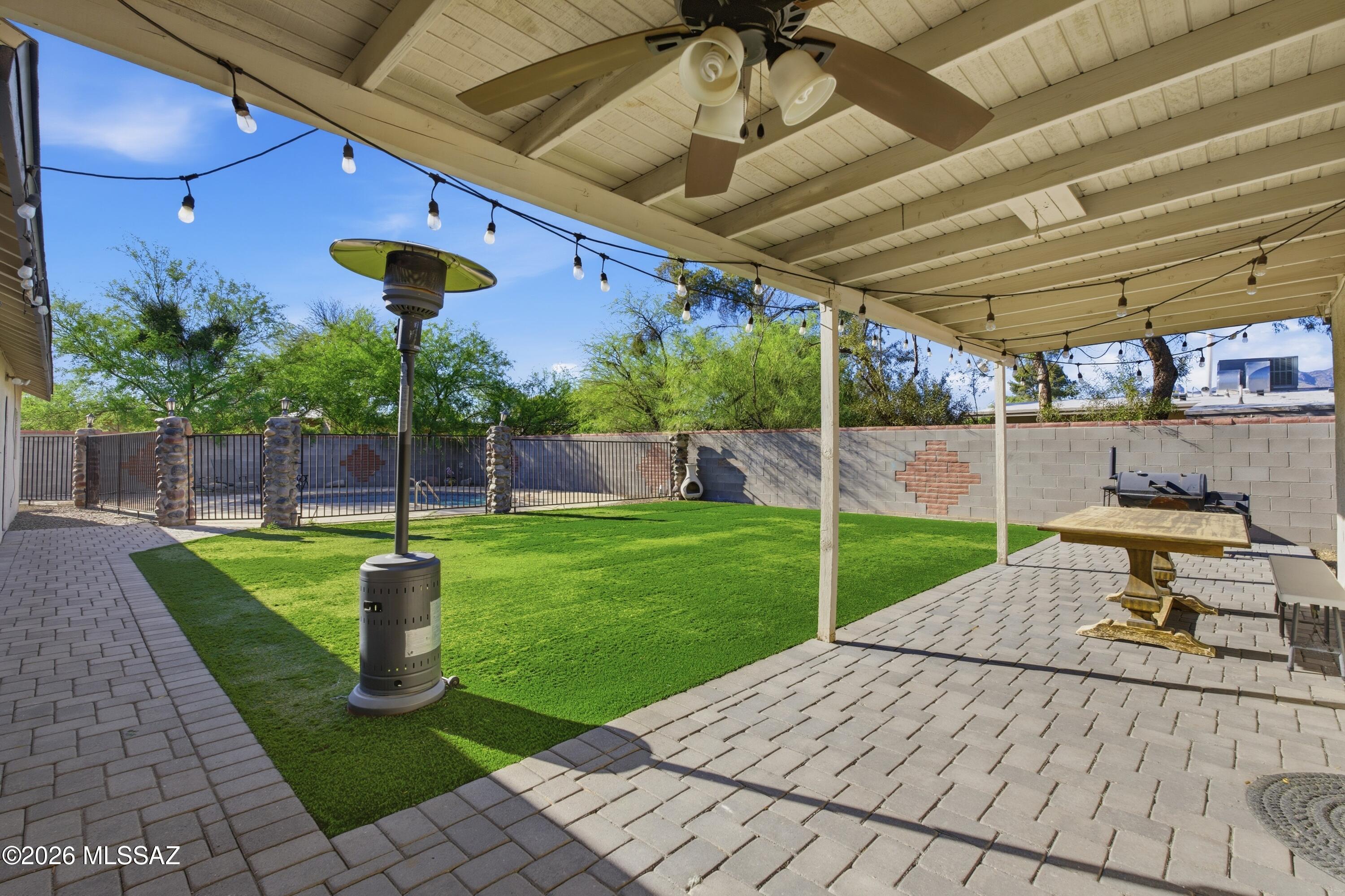 Cloverleaf Resub. - Residential Lease