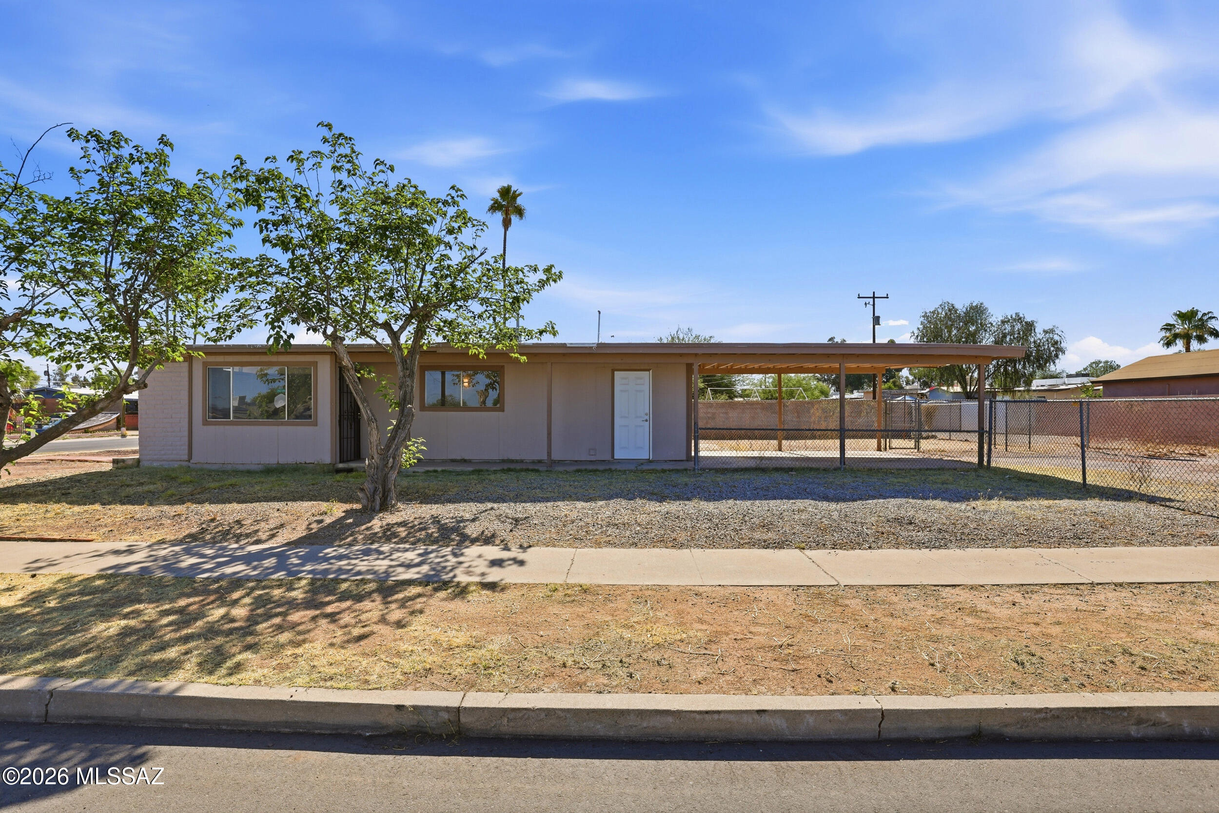 Discover this beautifully updated 3-bedroom, 2-bathroom home at 3402 E 27th St. This 1,448 sqft turnkey property features a 1-car carport and extensive recent rehabilitation.
Key upgrades include:
• New HVAC System
• All New Luxury Vinyl Plank flooring
• New kitchen cabinets & quartz countertops
• Upgraded main bath shower + new vanities & sinks
• Upgraded electrical panel
• Fresh neutral paint
Move-in ready with modern finishes throughout. Excellent value for homeowners or investors!