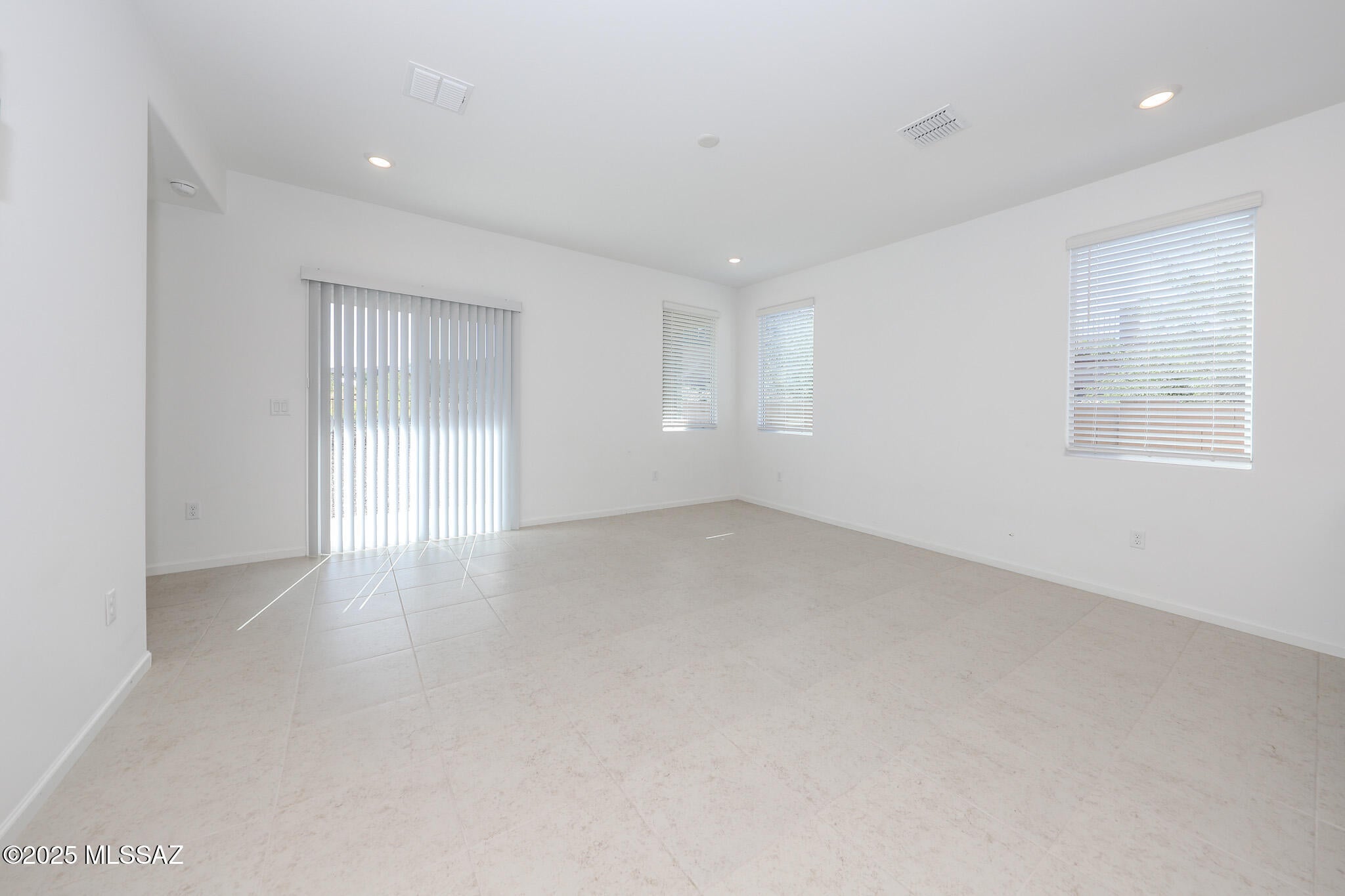 Sycamore Canyon (1-485) - Residential Lease