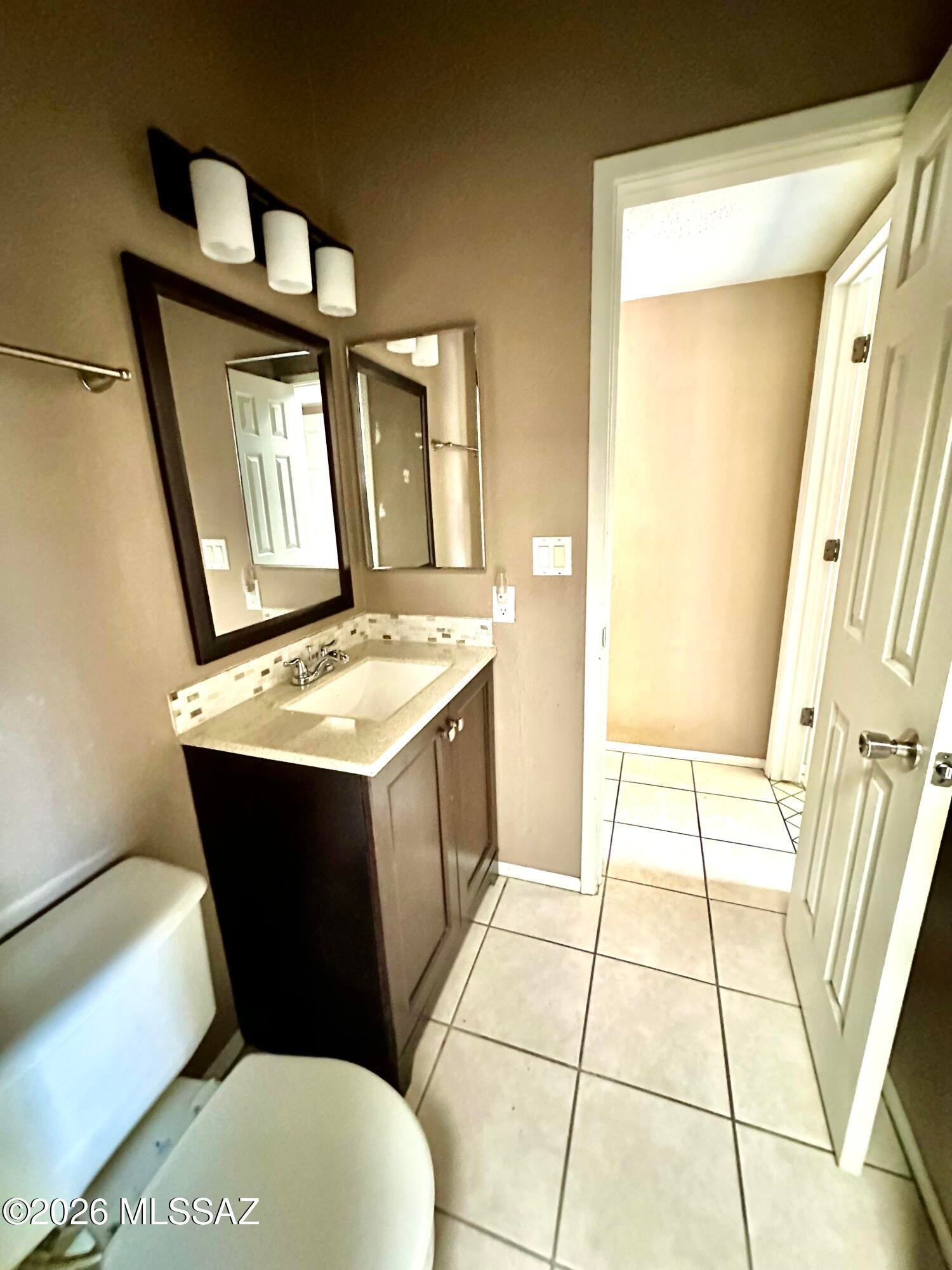 Gatewood Pointe Townhomes(1-138)BK.(1) - Residential Lease