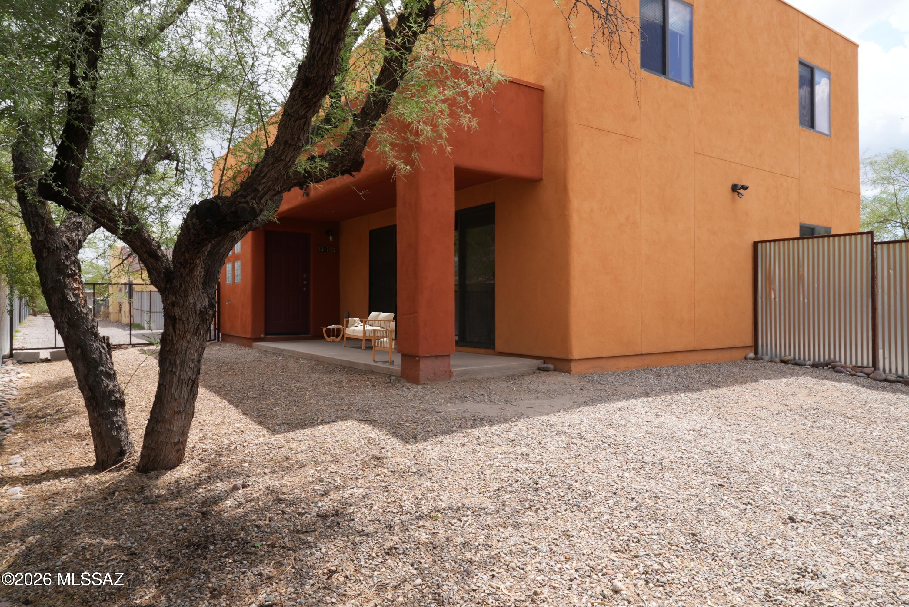 Beautiful TH/Duplex with private large yard.

Open and contemporary design- scored concrete flooring.

Close to Campbell corridor, UofA CAT tran is a block away. Mountain Ave bike path.