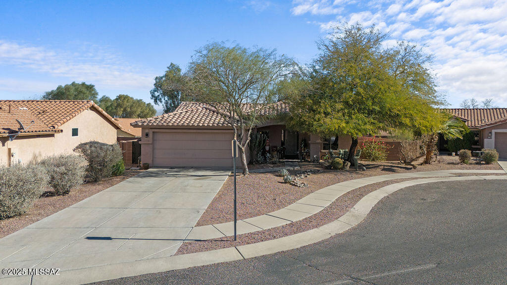 Lovely home minutes from Starr Pass Resort, I-10, & Down Town Tucson. This gem is nestled at the end of the cul-de-sac with gorgeous mountain views. With high ceilings, ample kitchen and split bedroom floorplan, makes this space wonderful for all.  This home is the only one with a pool in the neighborhood ideal for those long summer days and nights we get in our magical old pueblo making this your home sweet home.