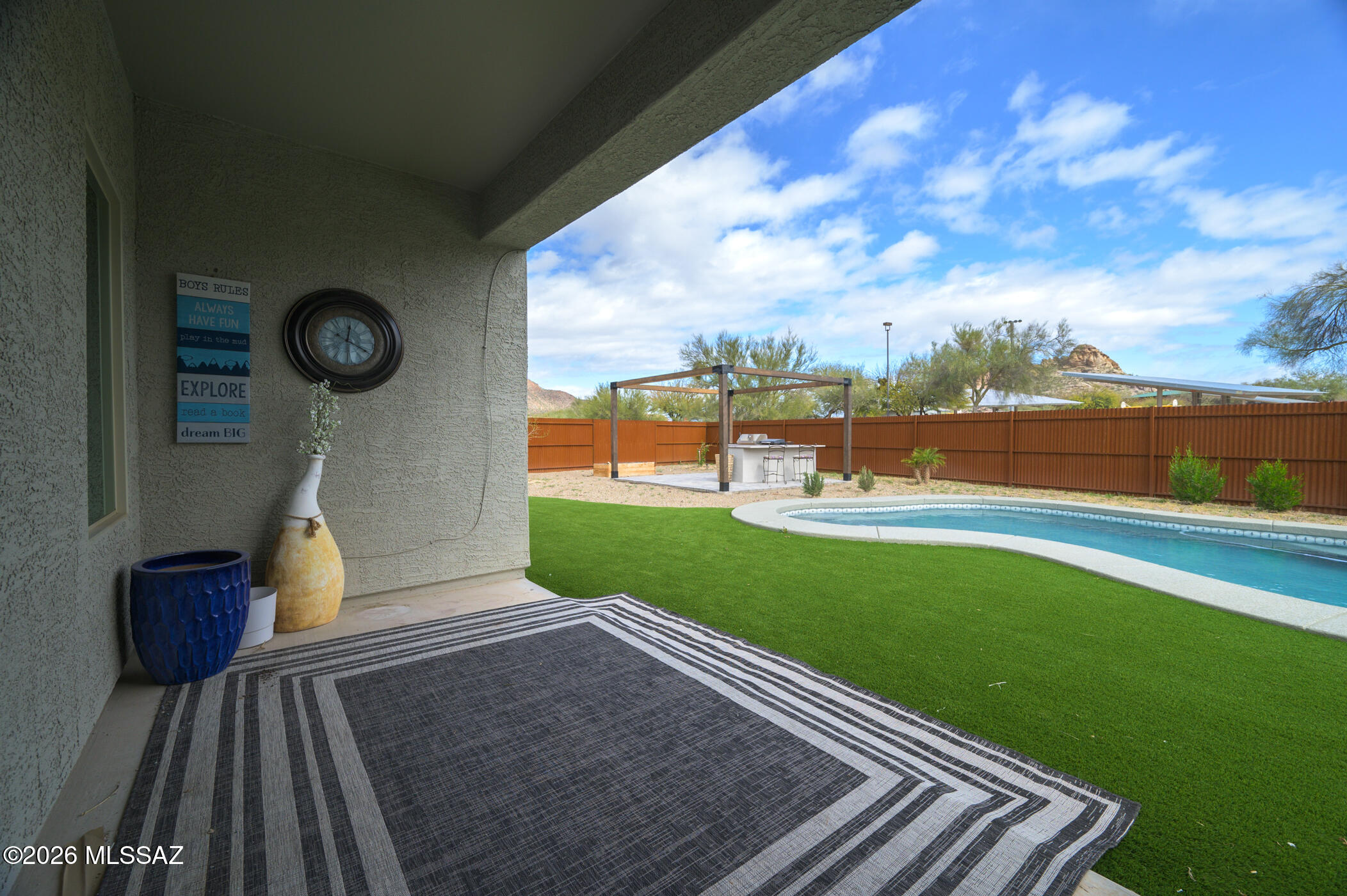 Roadrunner - Residential