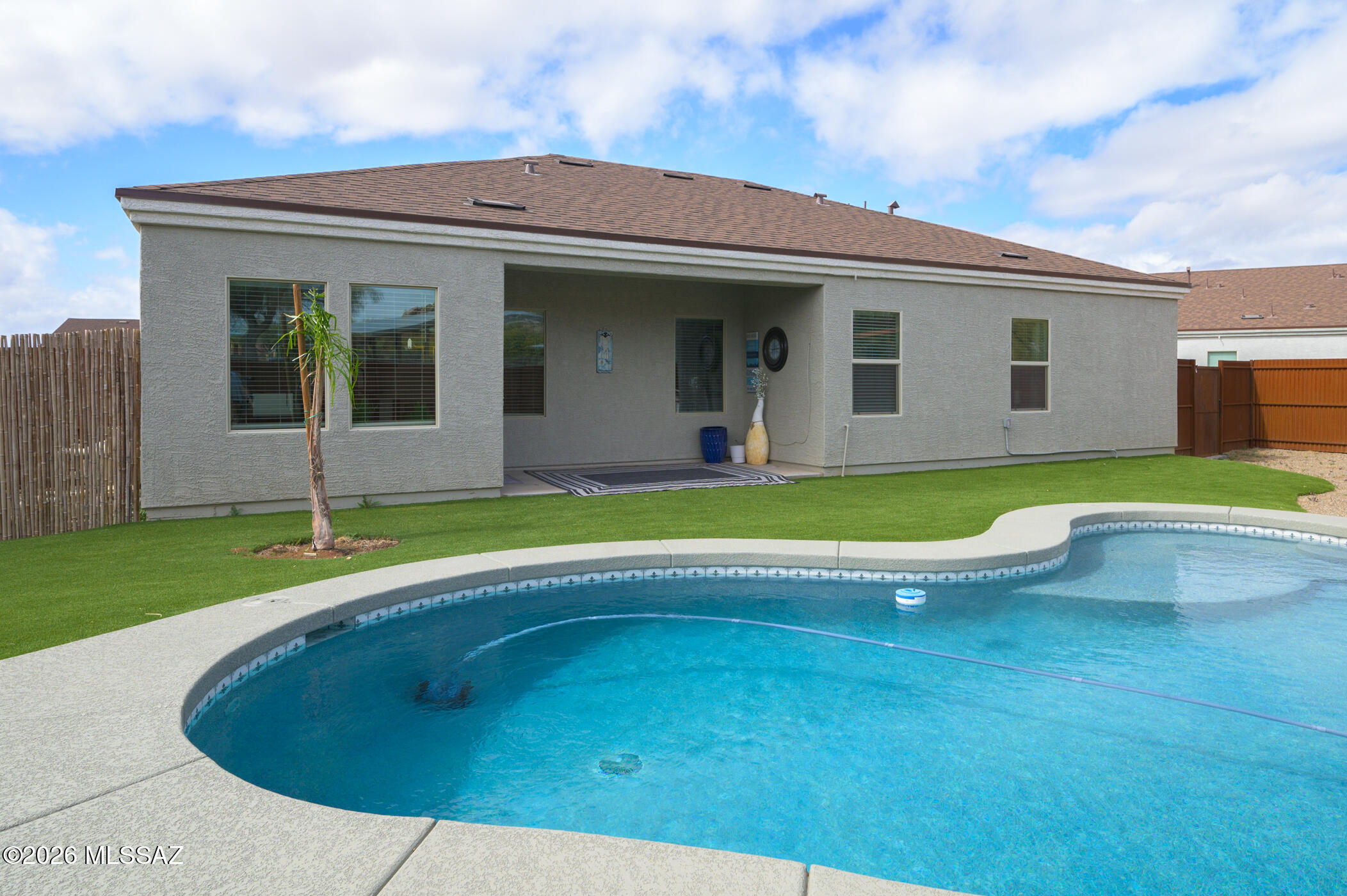 Roadrunner - Residential