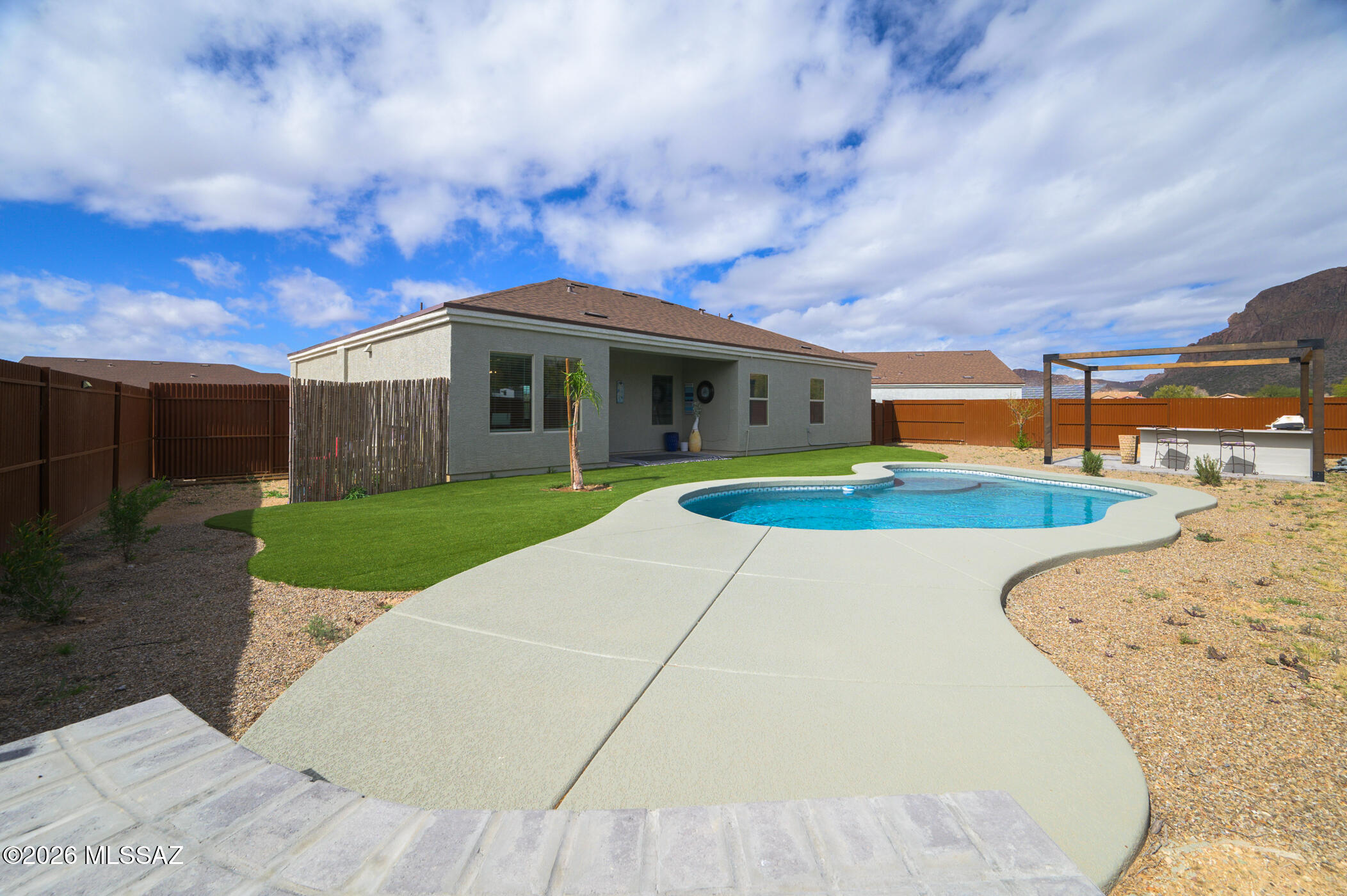 Roadrunner - Residential