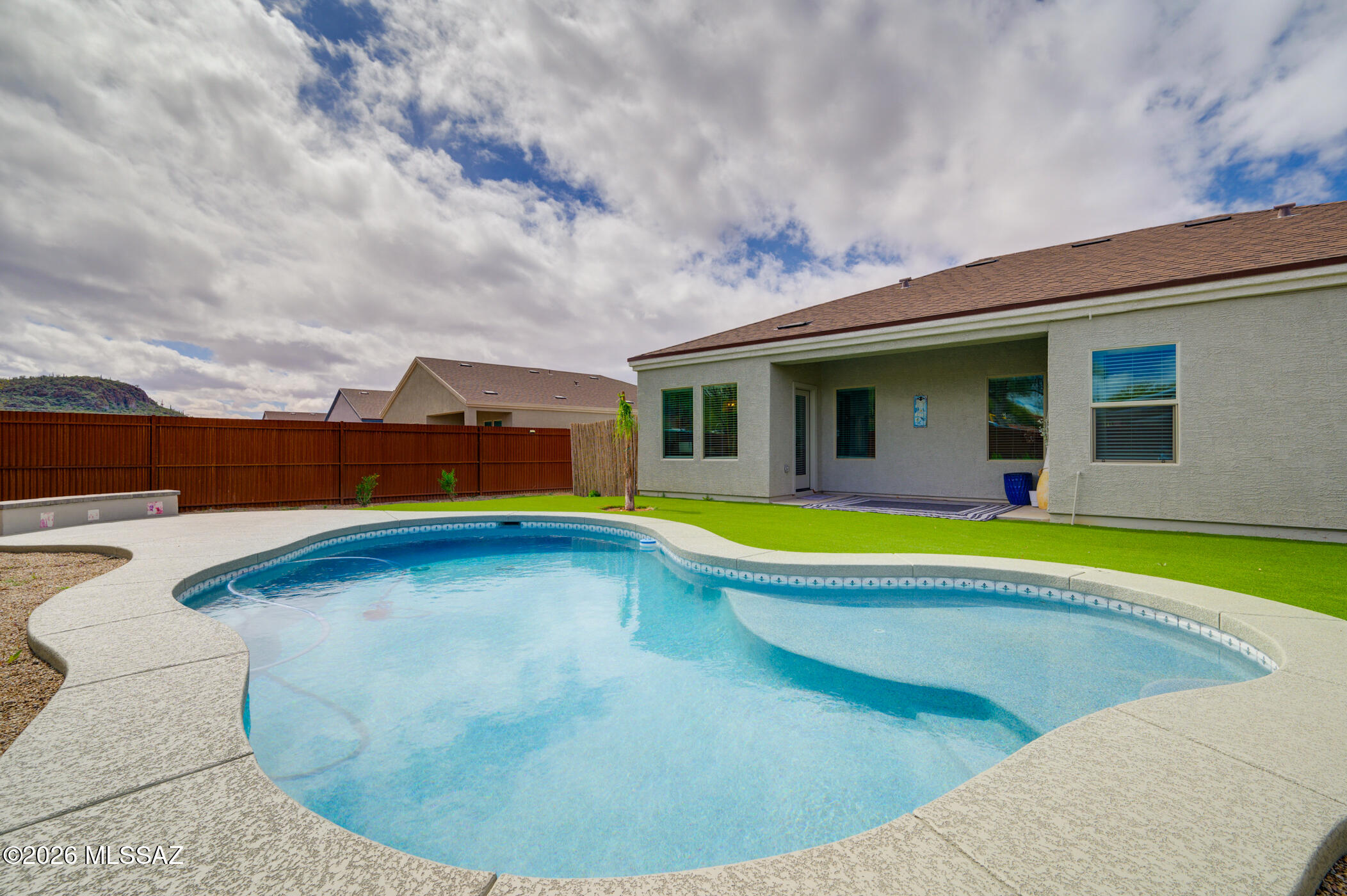Roadrunner - Residential