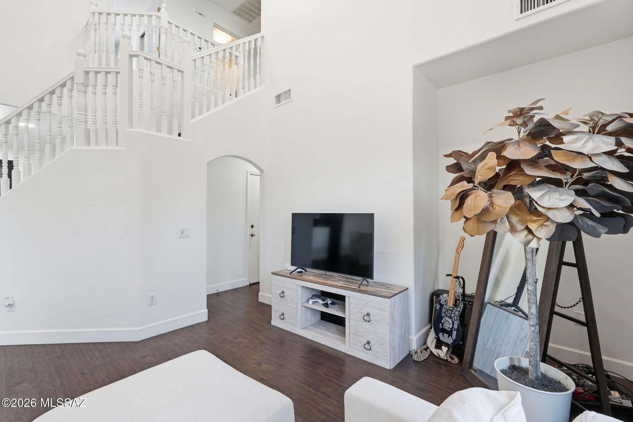 Presidio De Cancion (1-200) - Residential