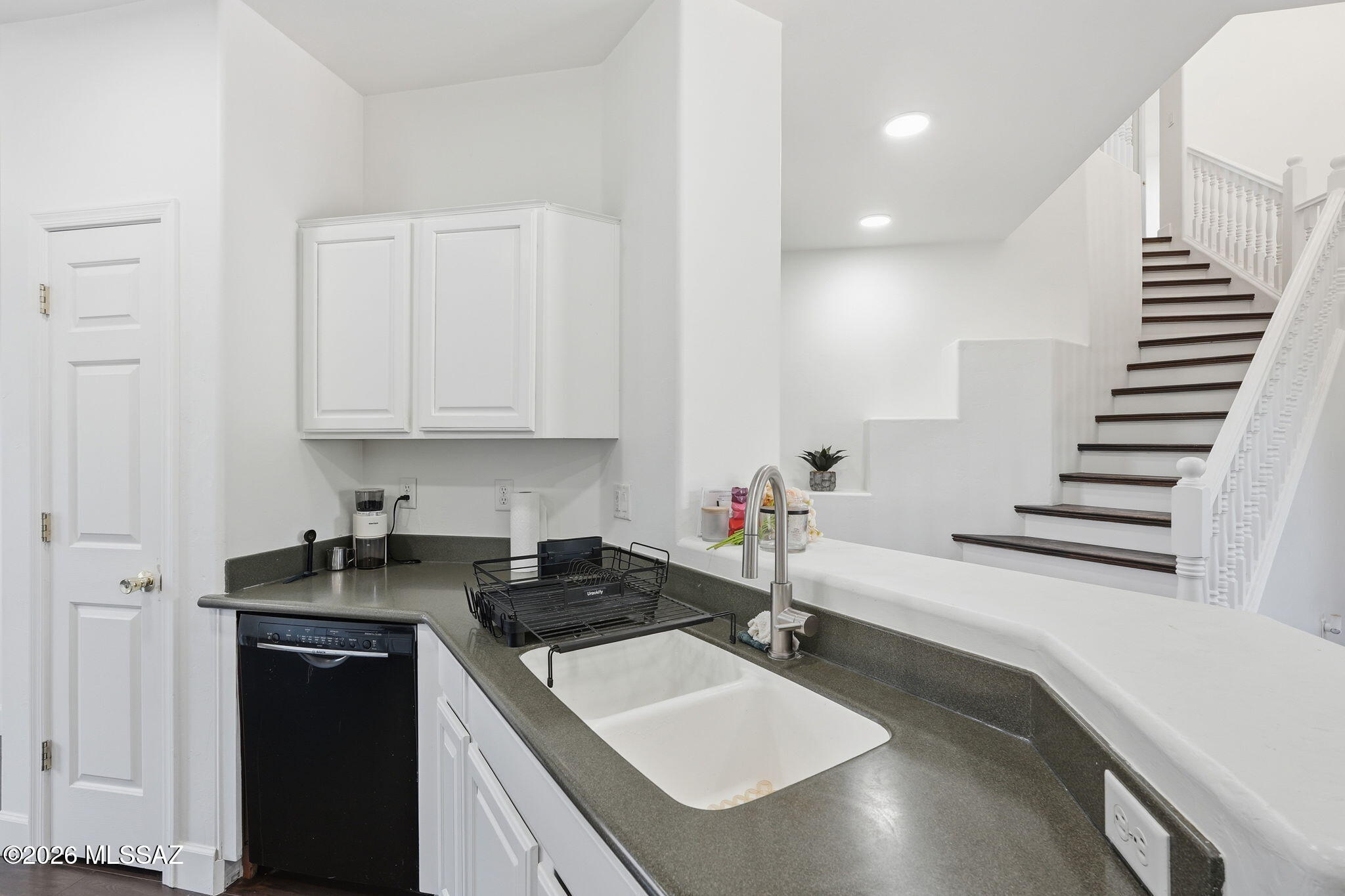 Presidio De Cancion (1-200) - Residential