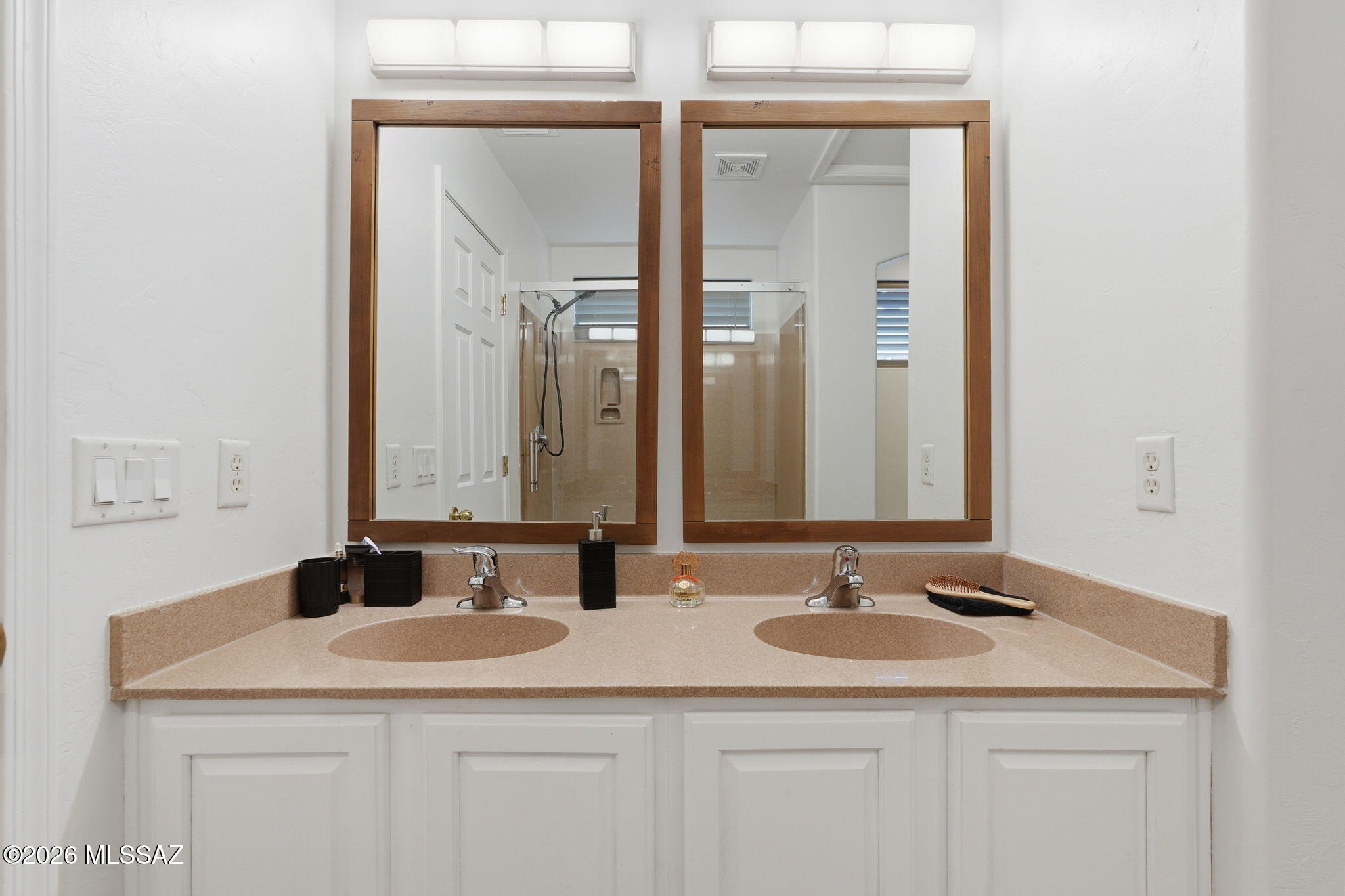 Presidio De Cancion (1-200) - Residential