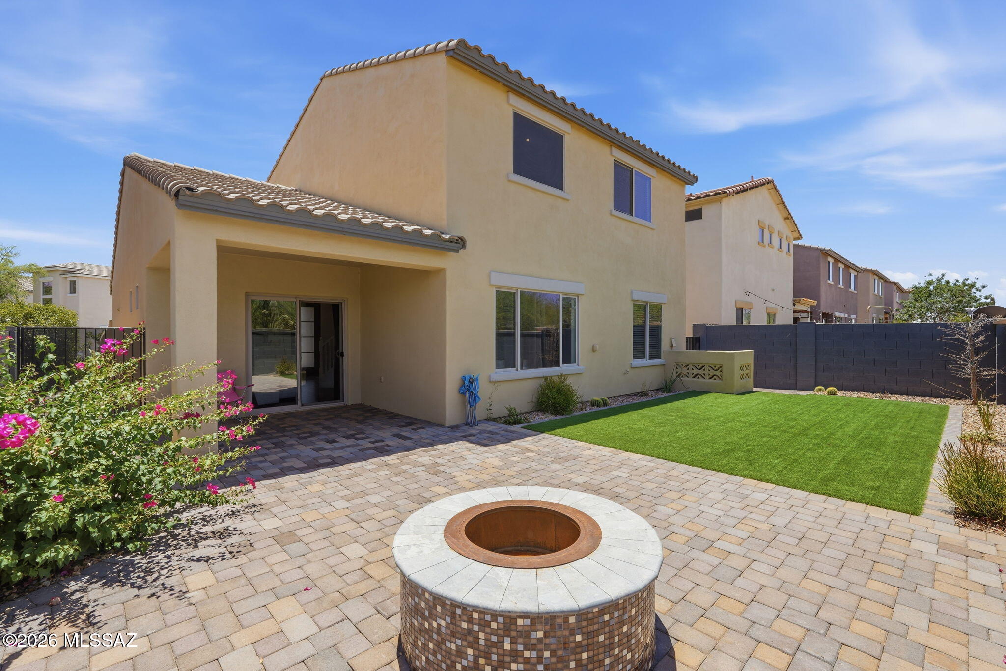 Presidio De Cancion (1-200) - Residential