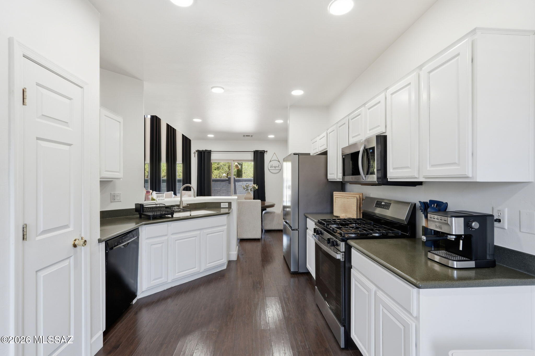 Presidio De Cancion (1-200) - Residential