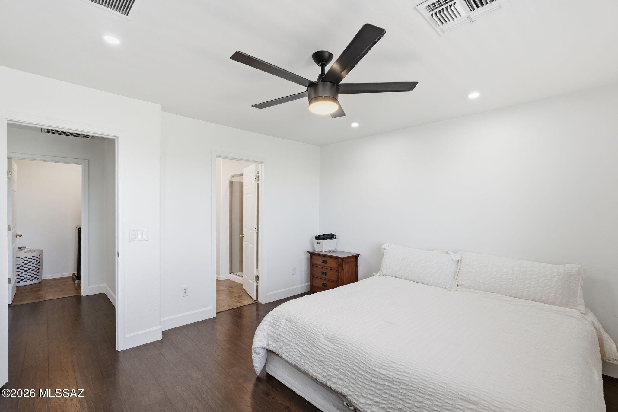 Presidio De Cancion (1-200) - Residential