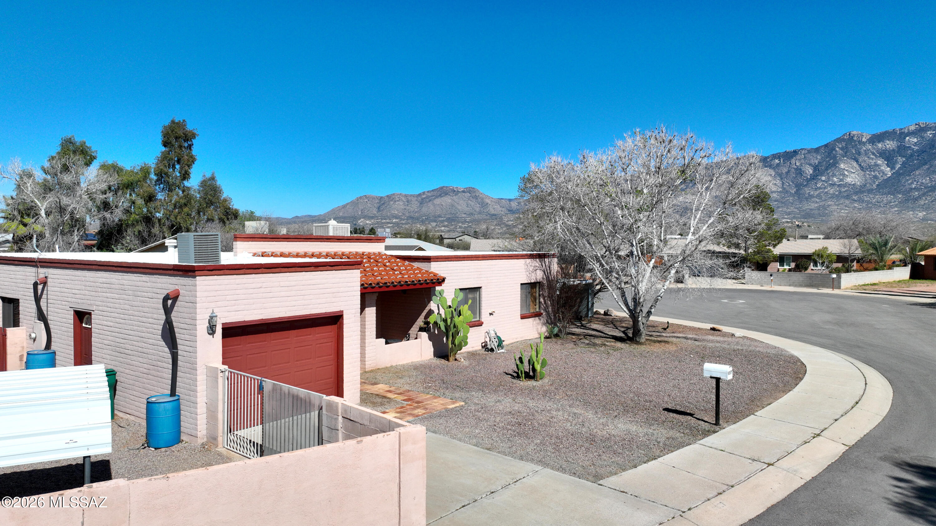 Twin Lakes (232-254) - Residential