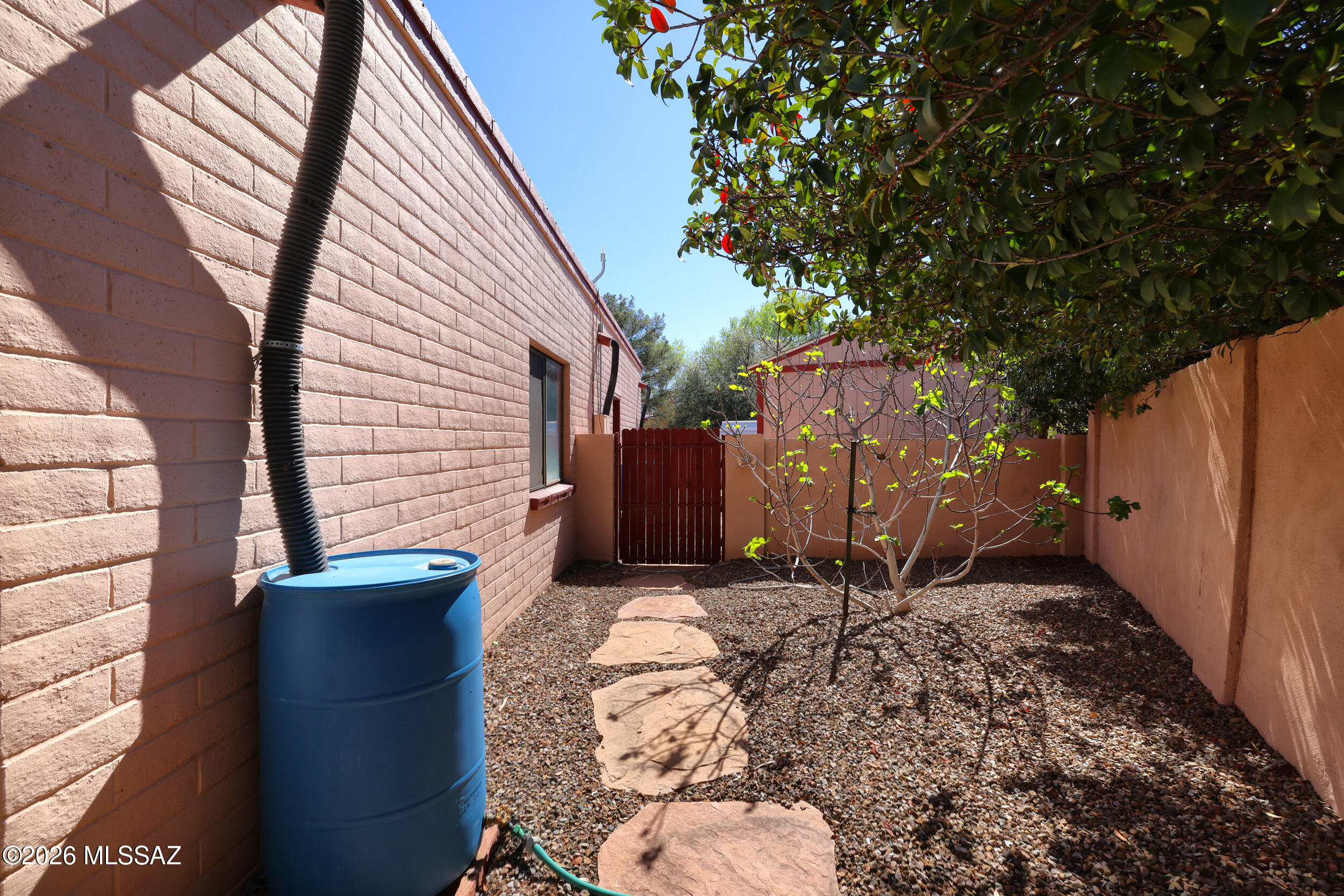 Twin Lakes (232-254) - Residential