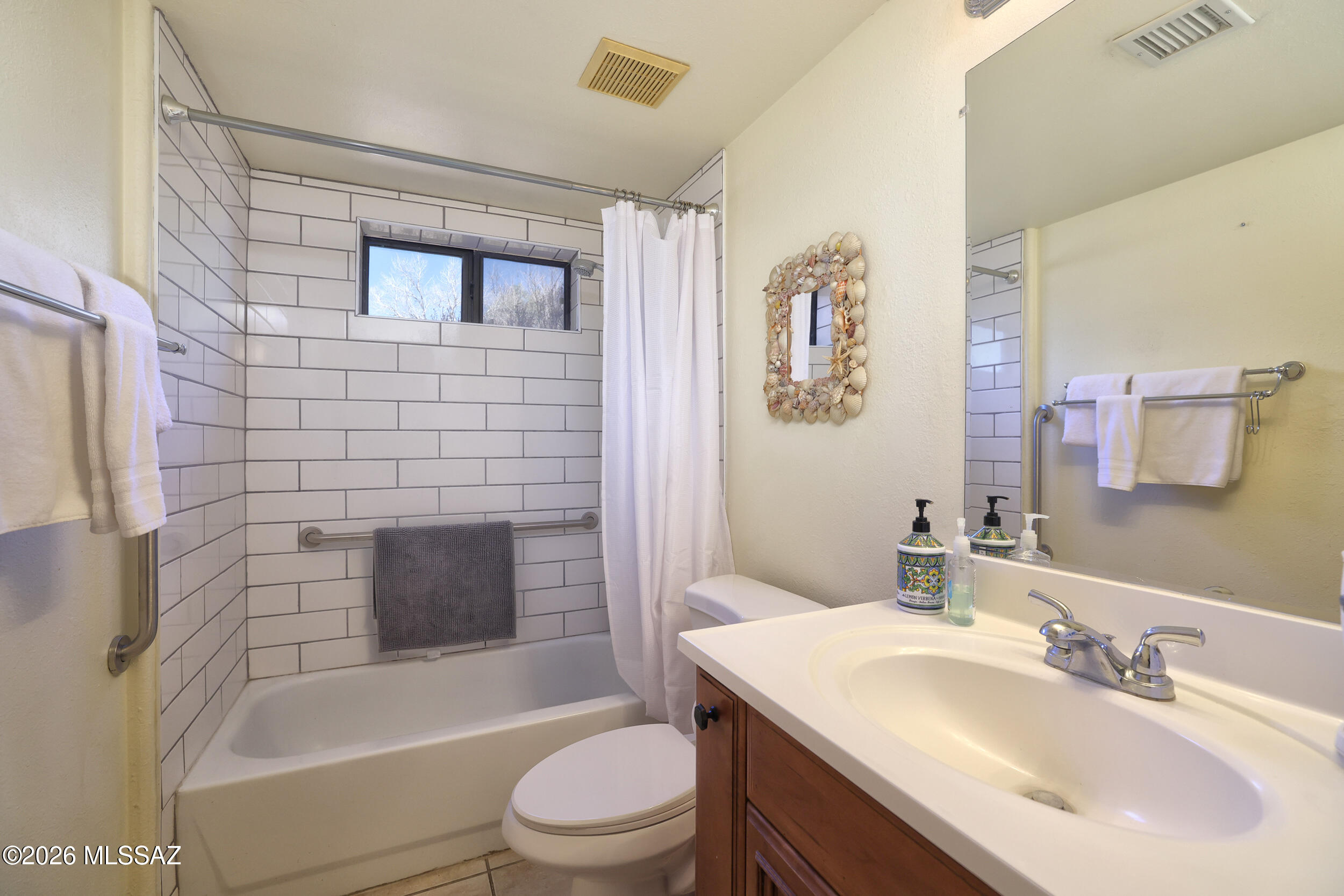 Twin Lakes (232-254) - Residential