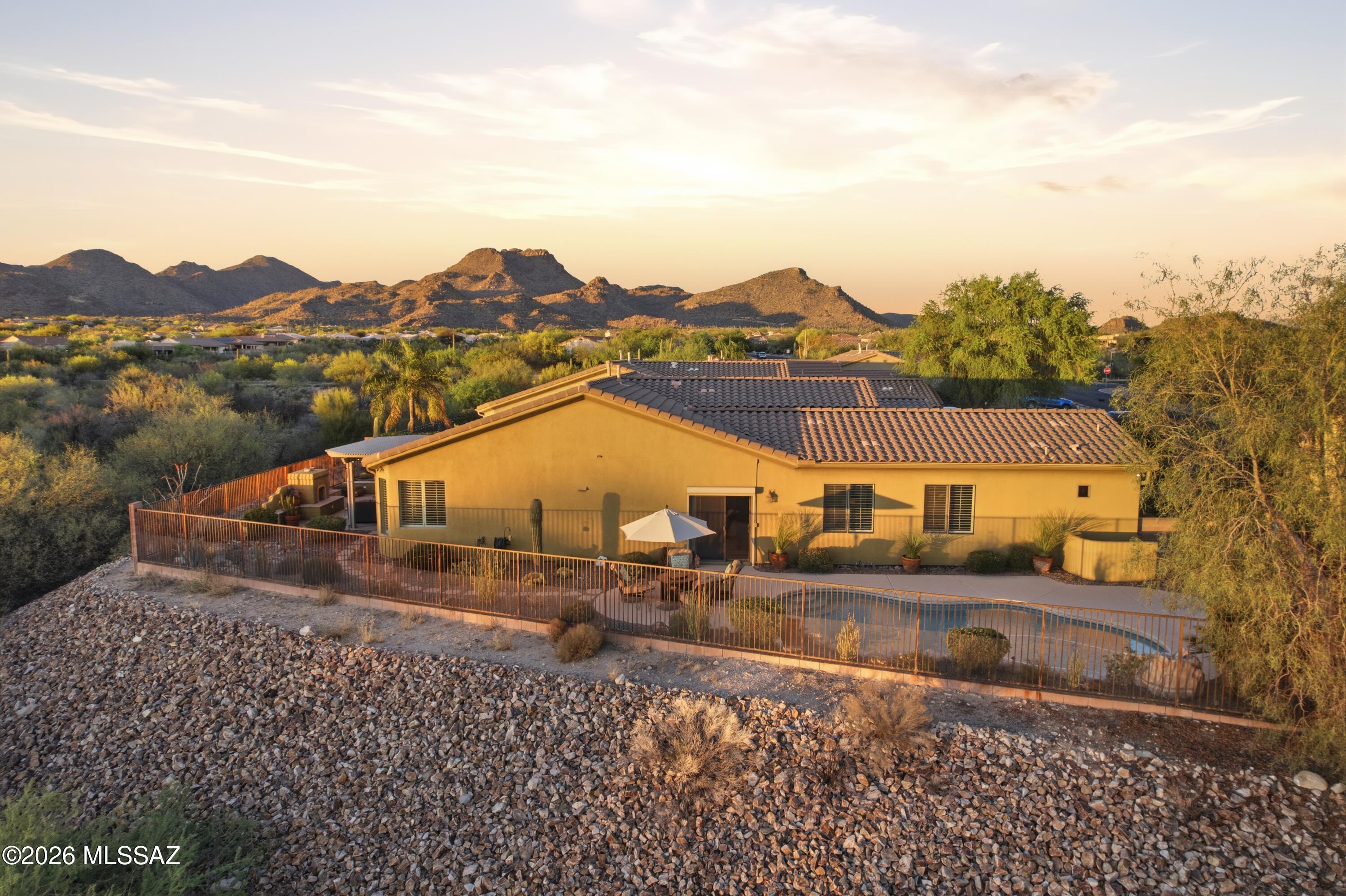 Bluffs At Dove Mountain (1-122) - Residential