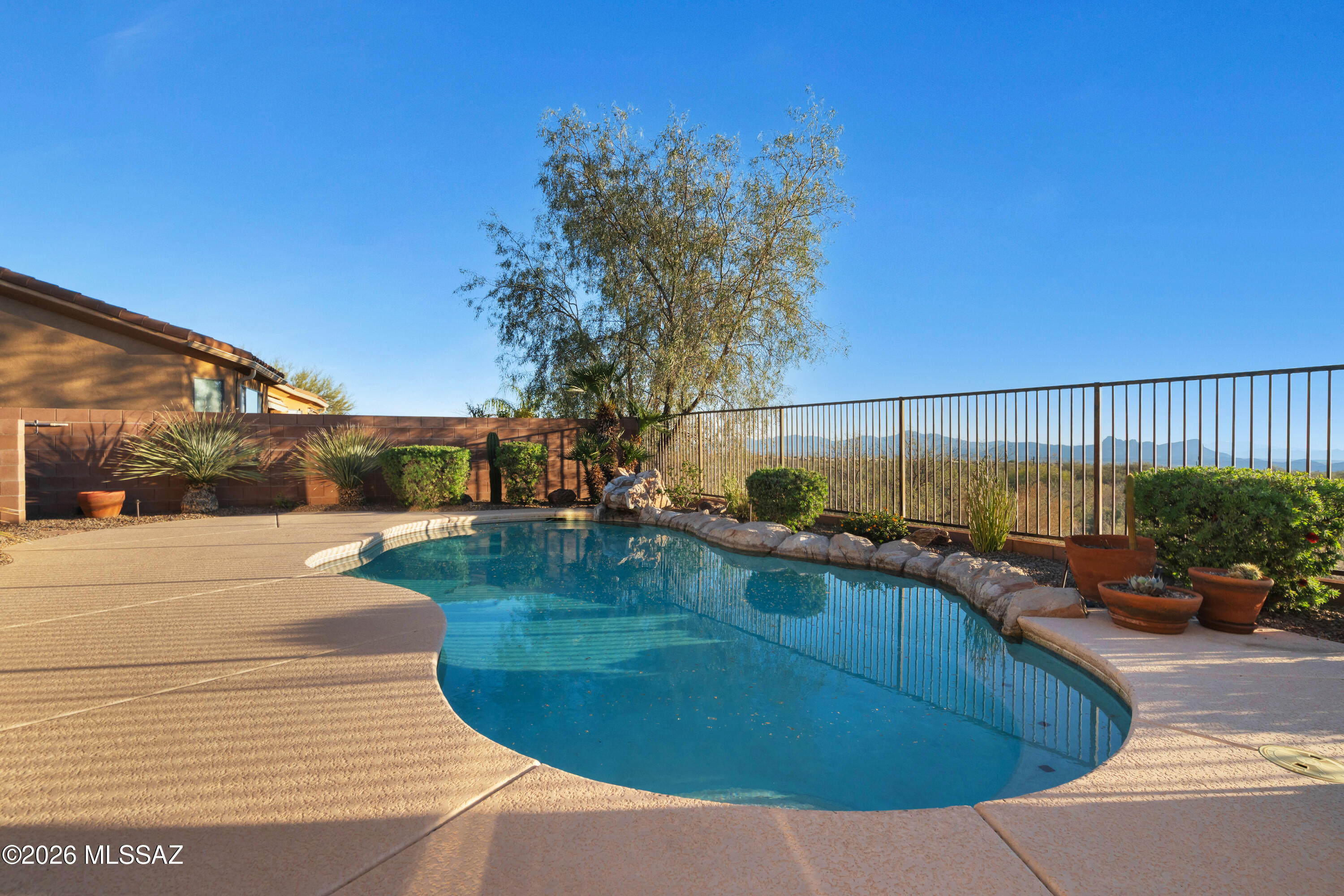 Bluffs At Dove Mountain (1-122) - Residential