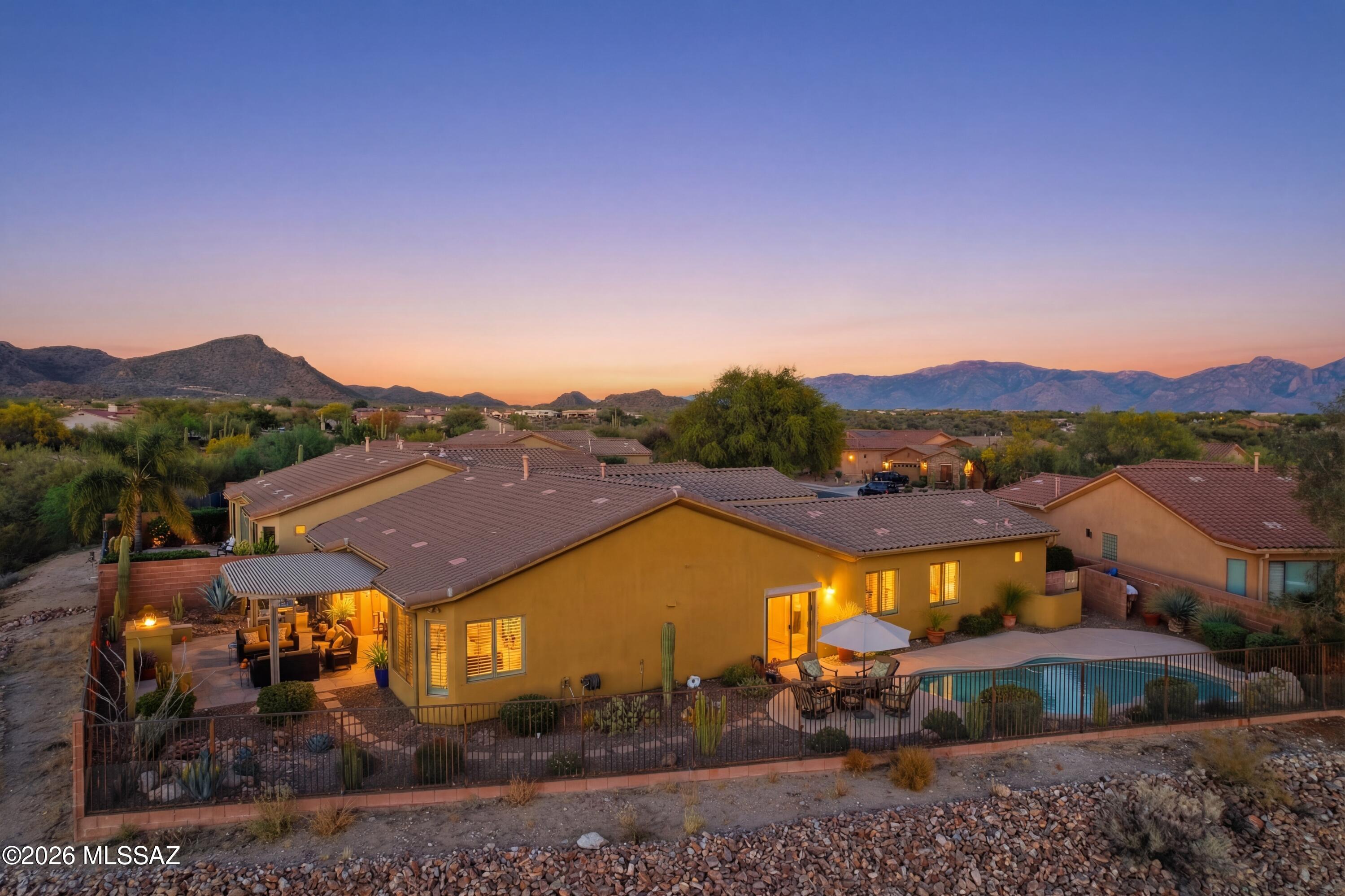 Bluffs At Dove Mountain (1-122) - Residential