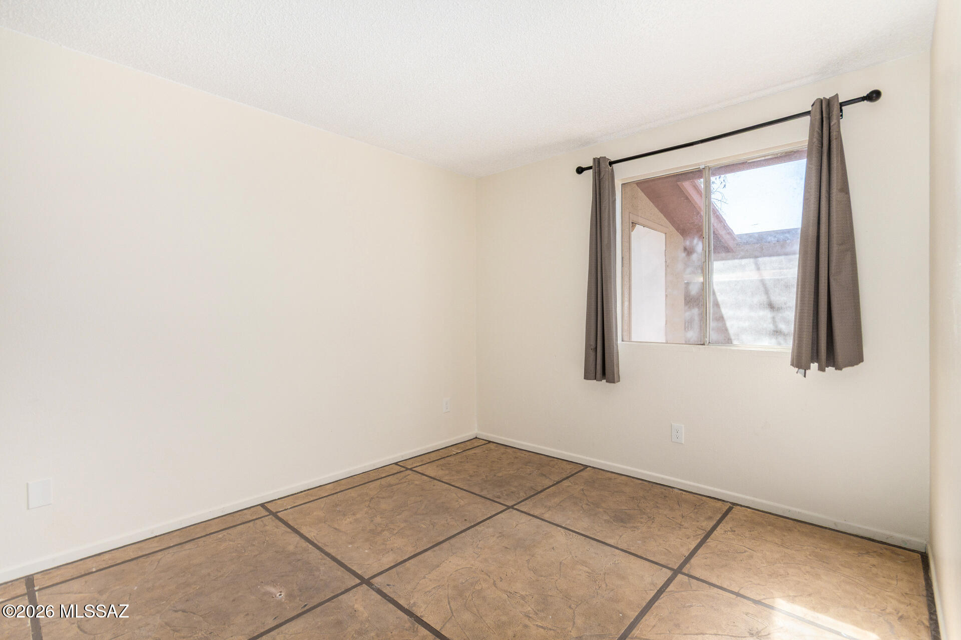 Granada Park - Residential Income