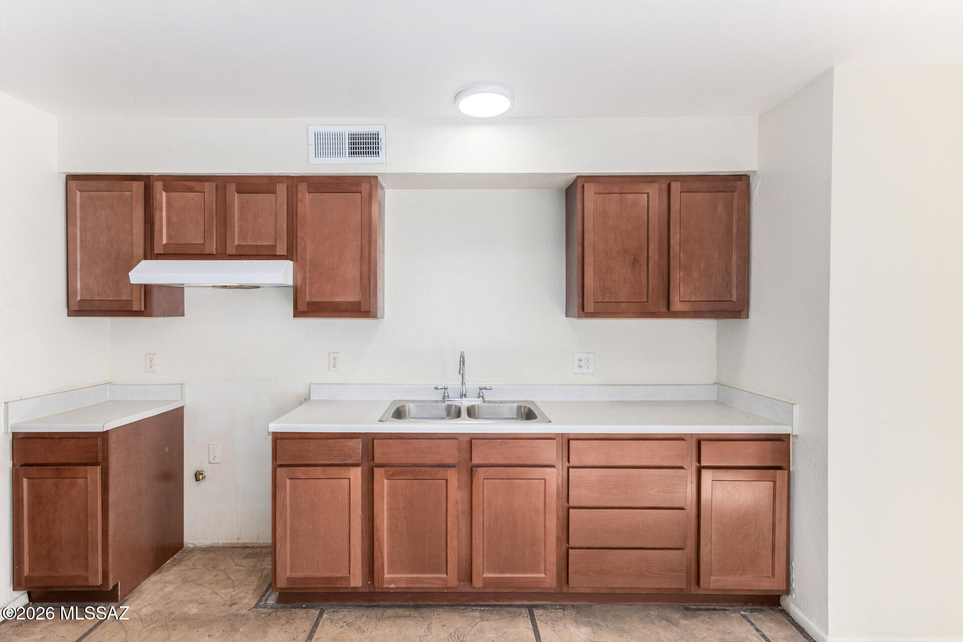 Granada Park - Residential Income