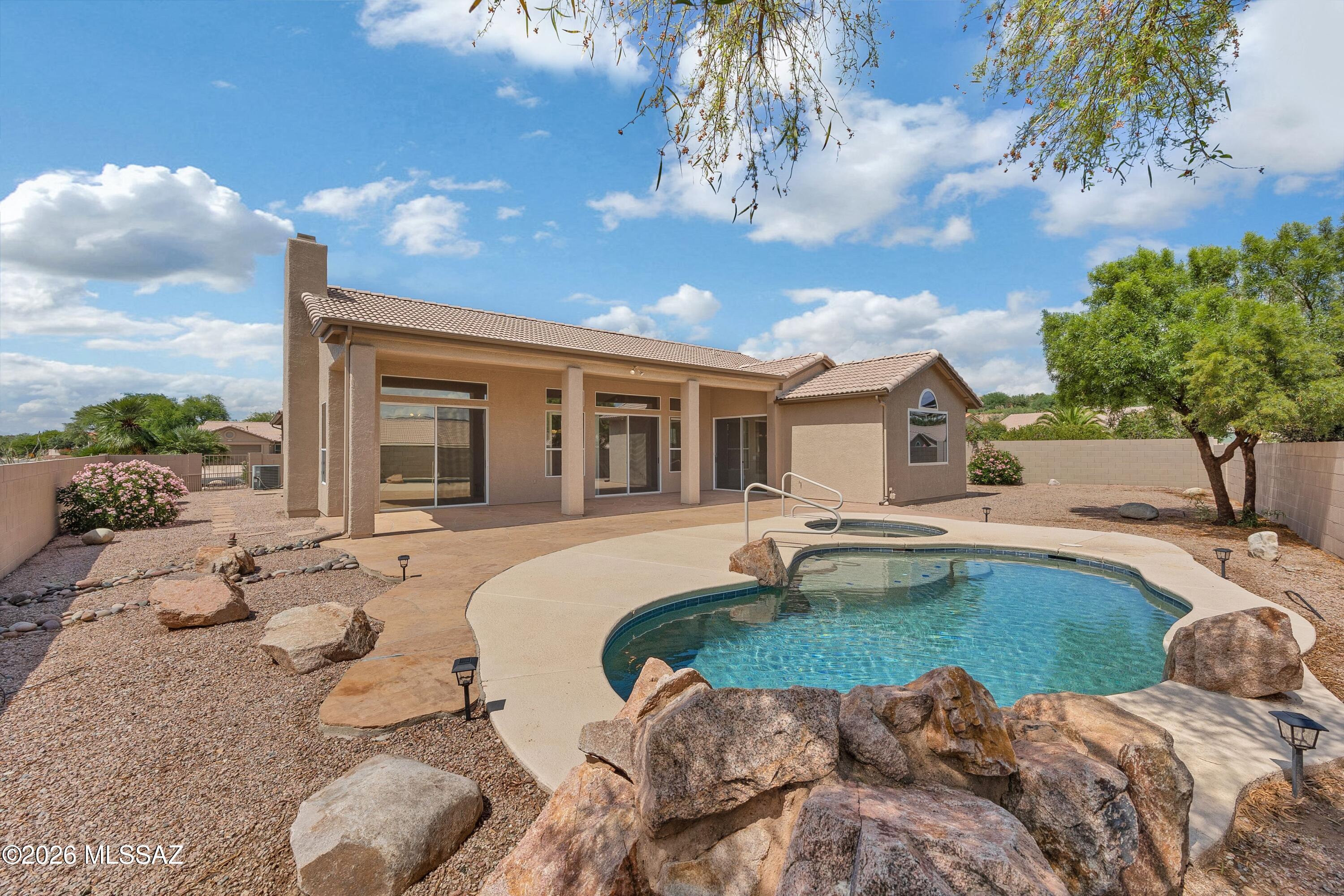 Saddlebrooke - Residential