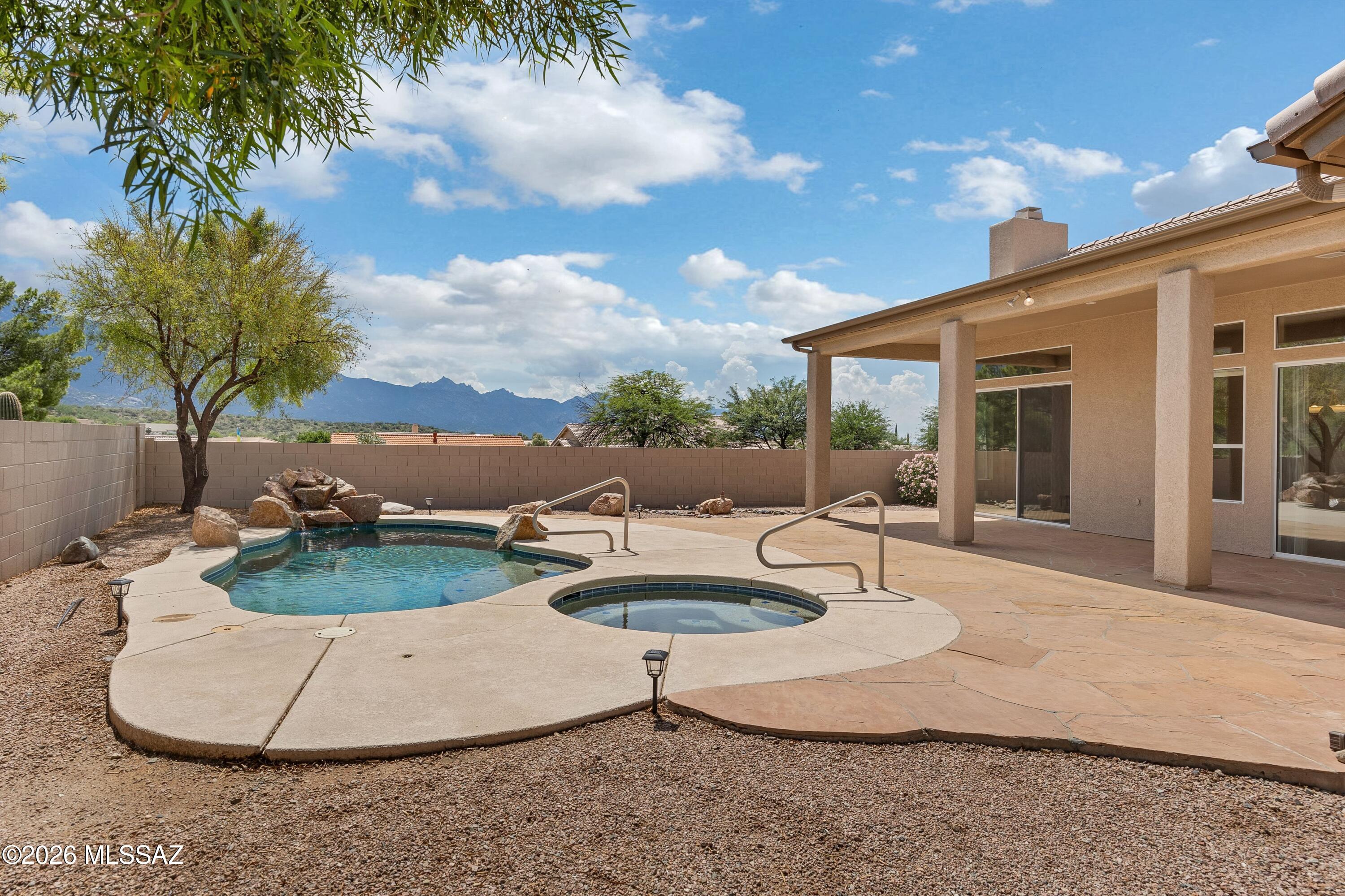 Saddlebrooke - Residential
