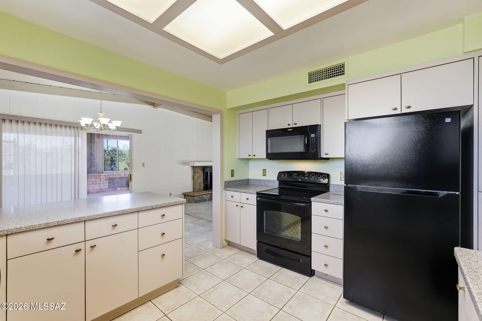 Catalina Village NO.3(1-77) - Residential