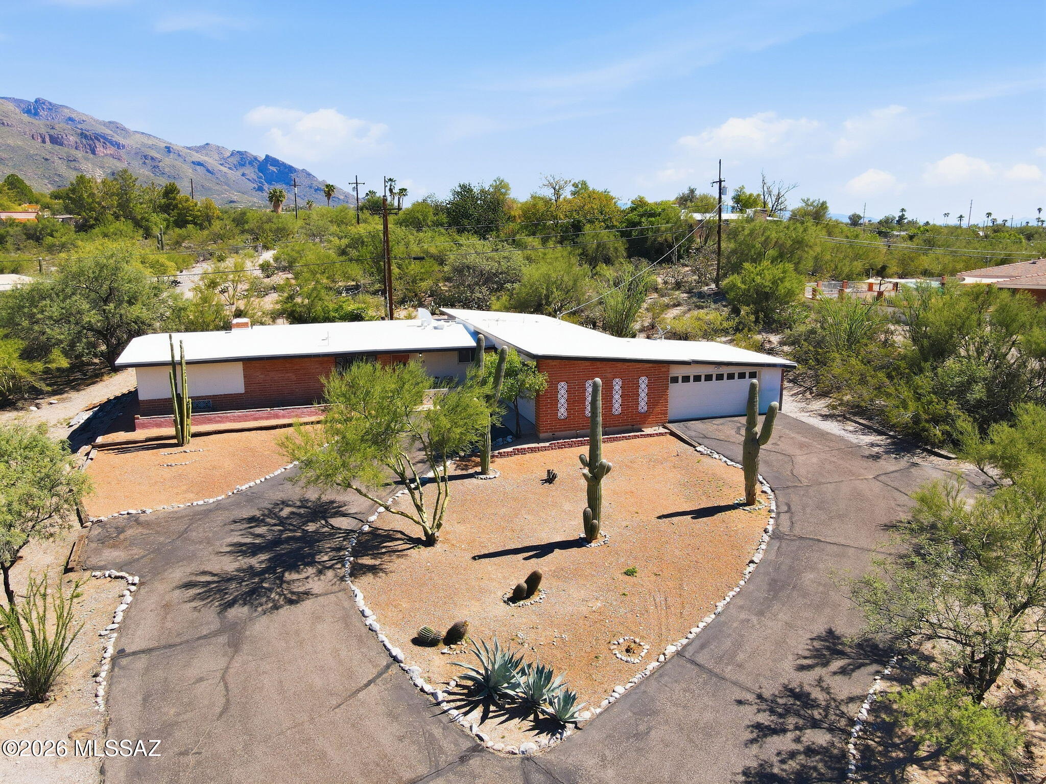 Catalina Village NO.3(1-77) - Residential