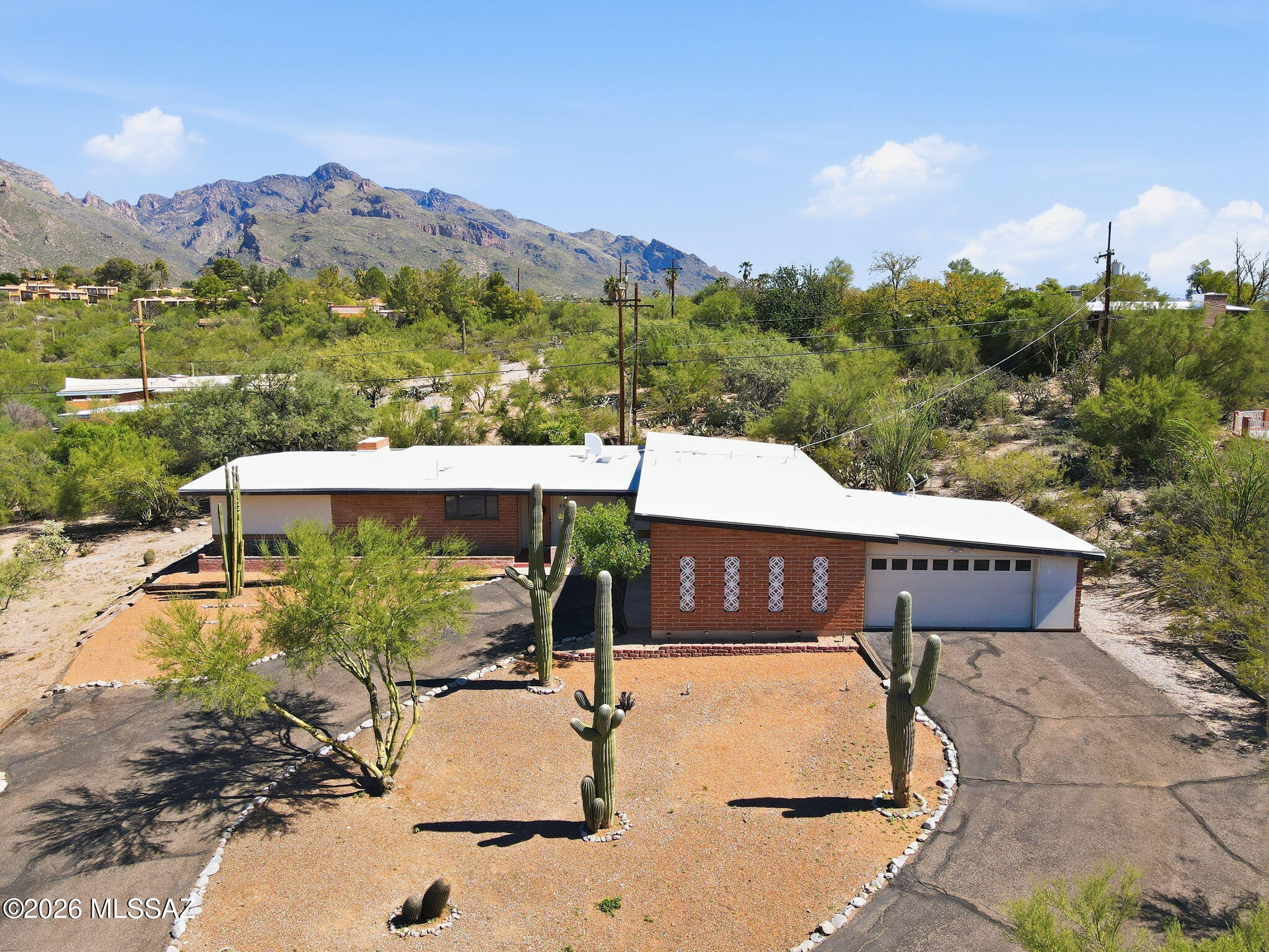 Catalina Village NO.3(1-77) - Residential