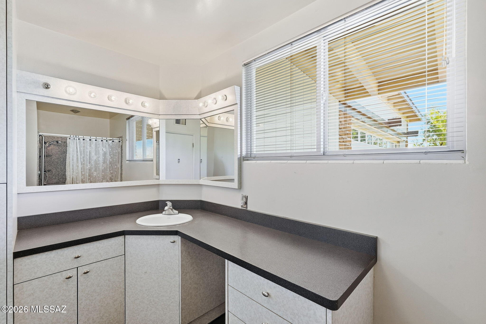 Catalina Village NO.3(1-77) - Residential