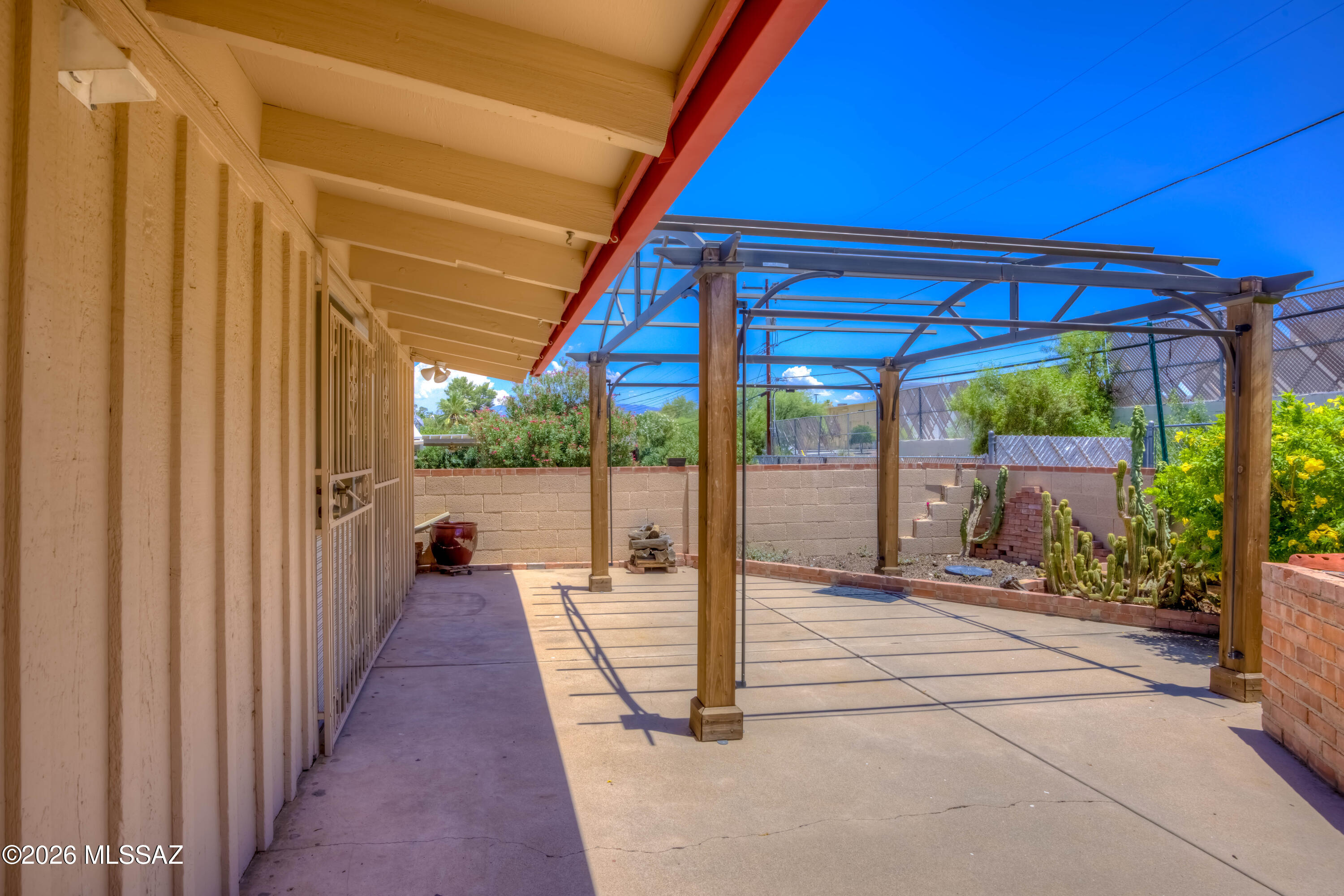 Kingston Knolls Terrace - Residential