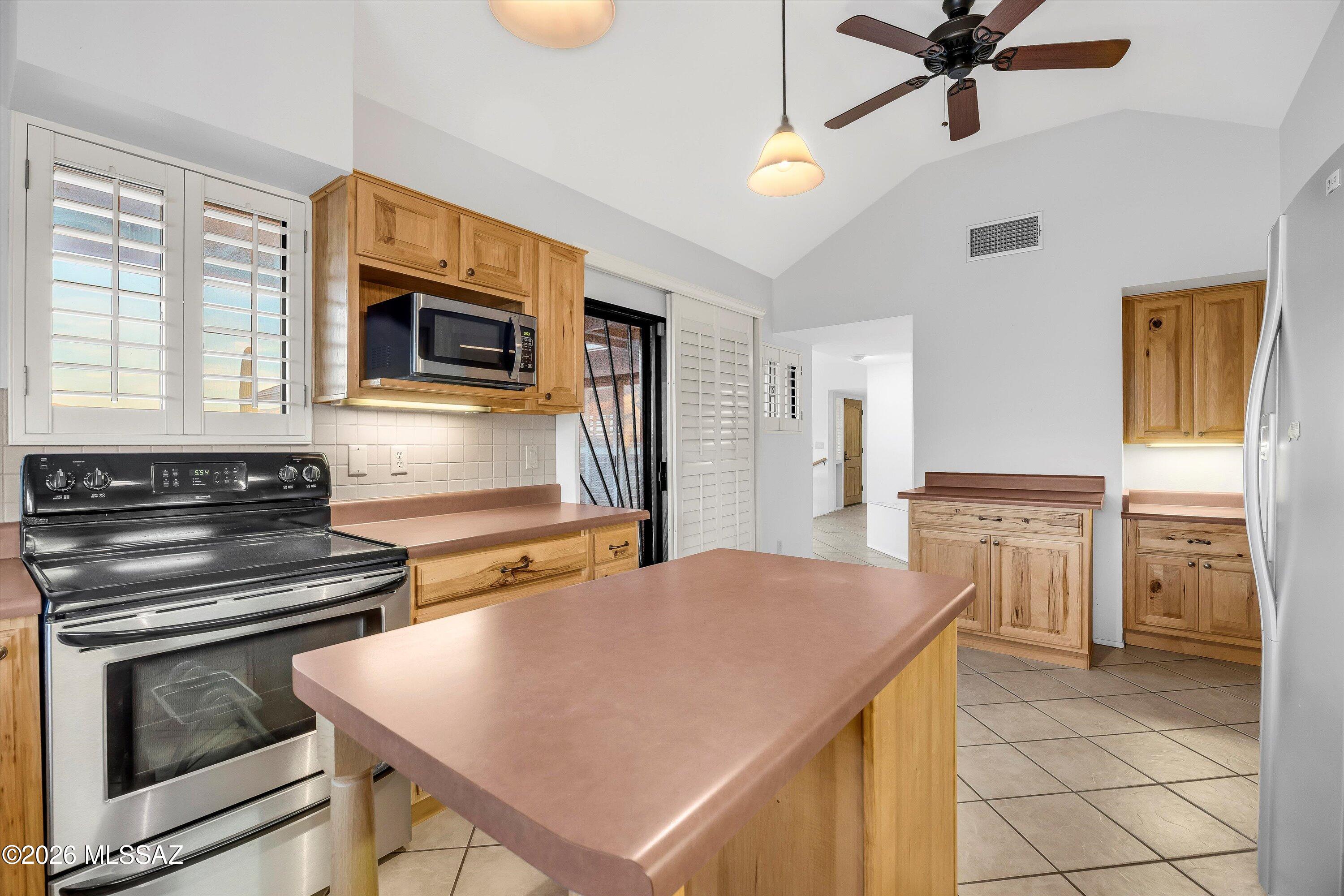 Catalina Del Sol Resubdivision (1-14) - Residential