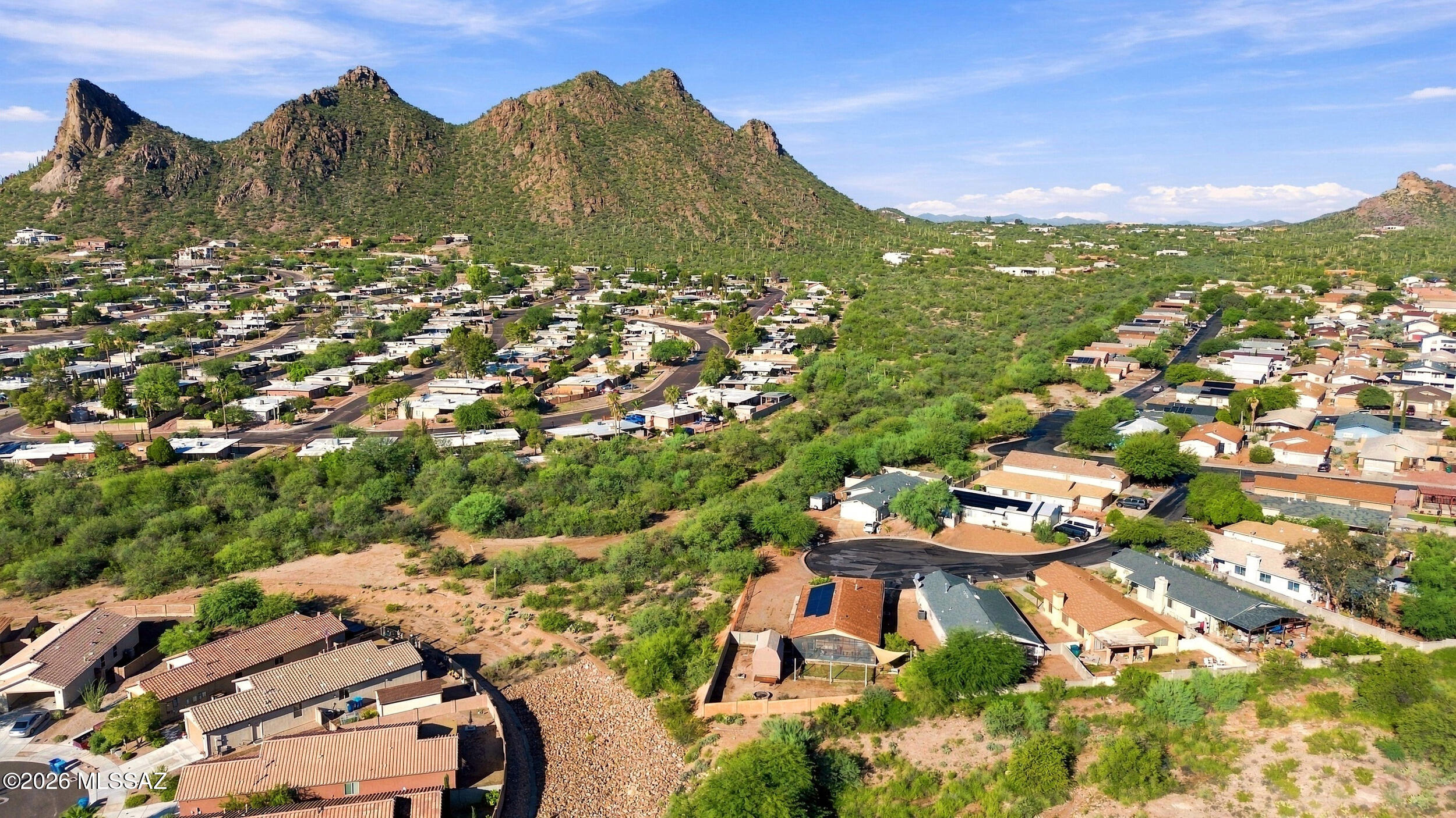 Mountain Manor View - Residential