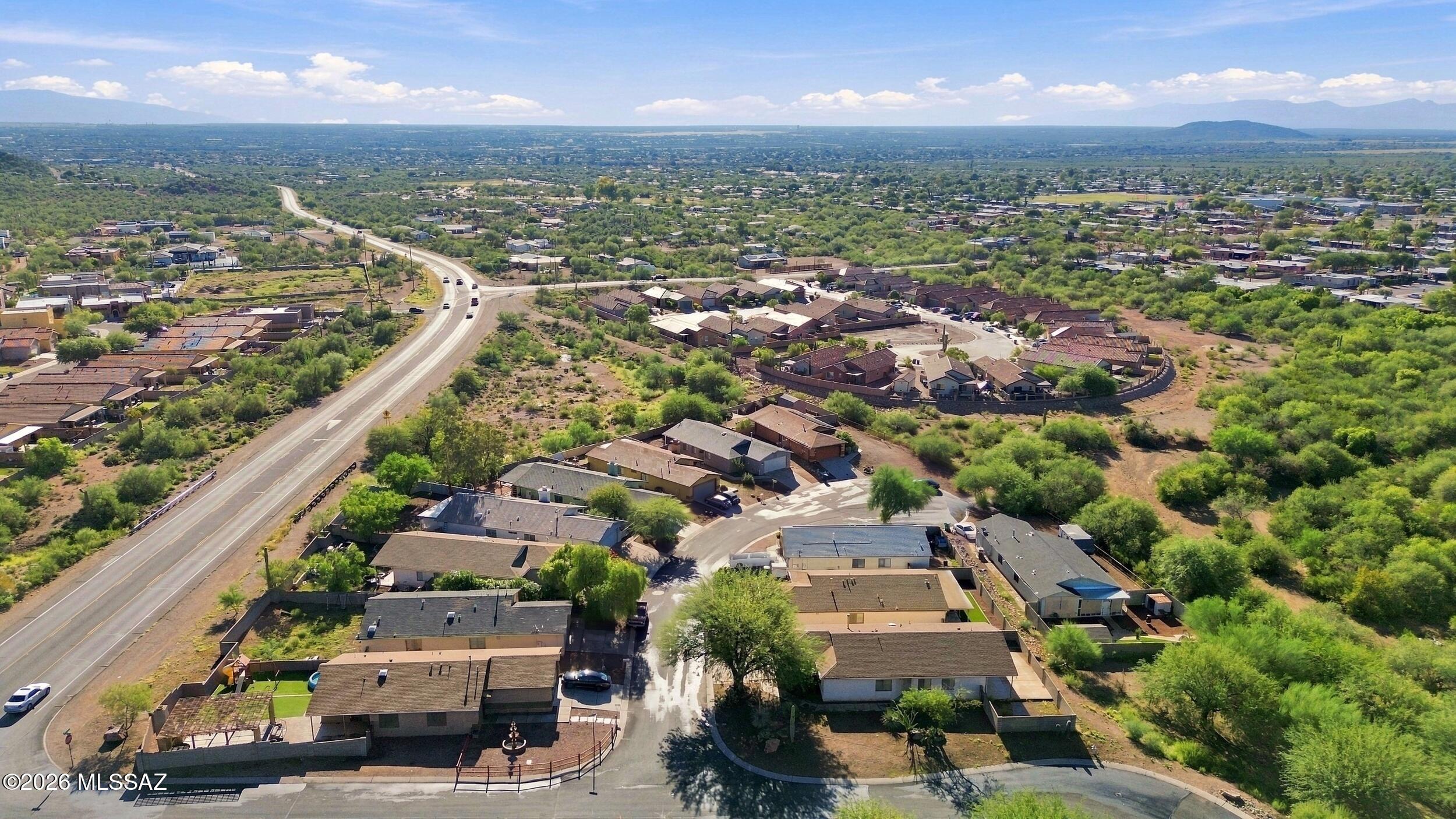 Mountain Manor View - Residential