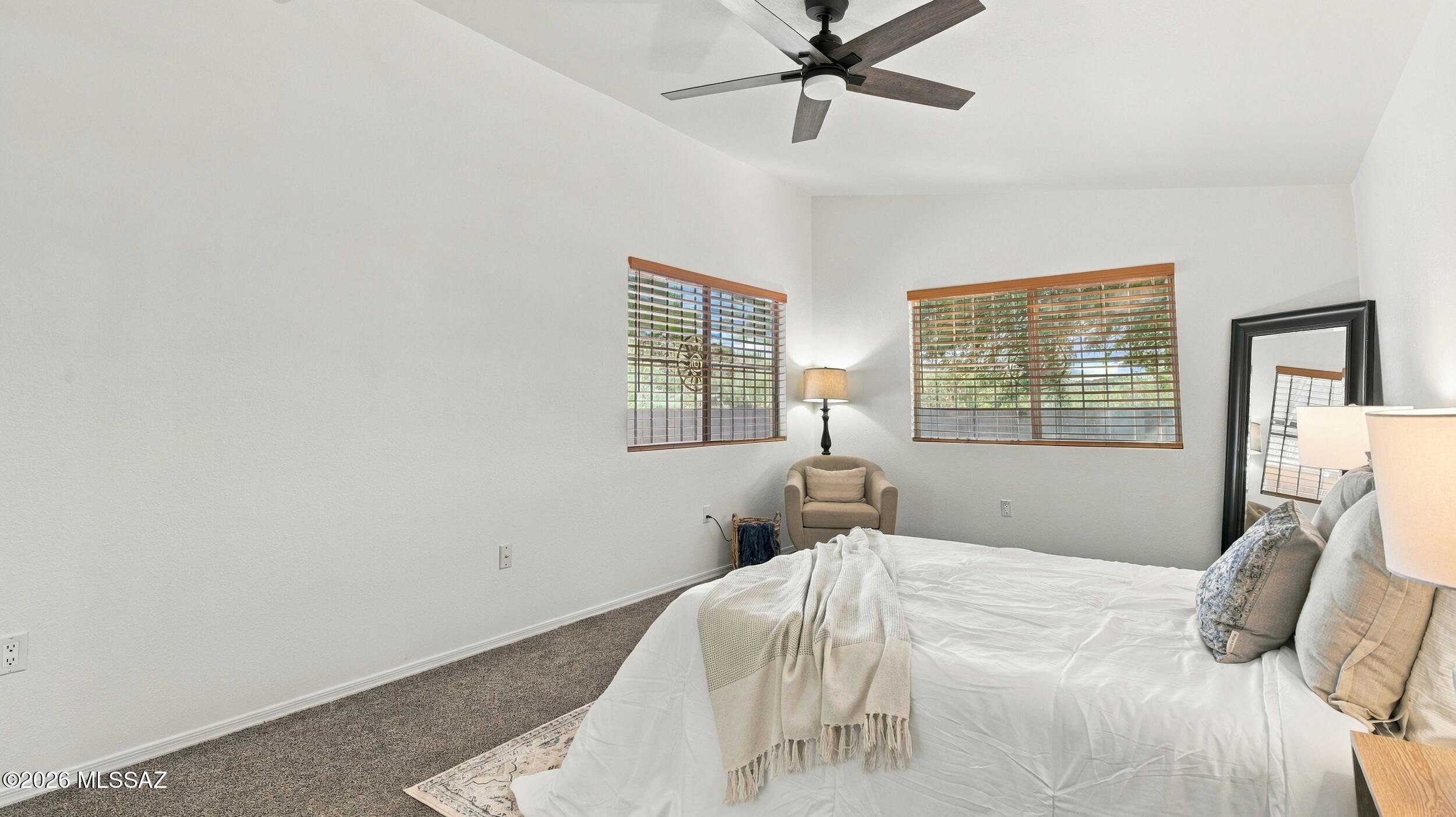Mountain Manor View - Residential