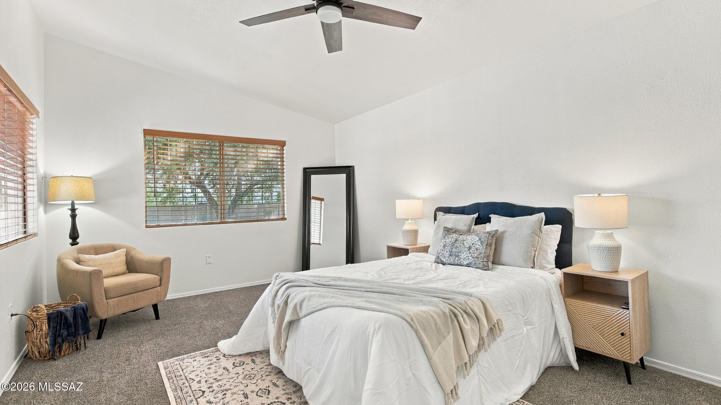 Mountain Manor View - Residential