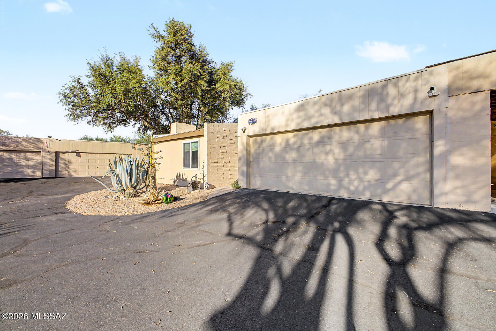 Pantano Townhomes (1-118) - Residential