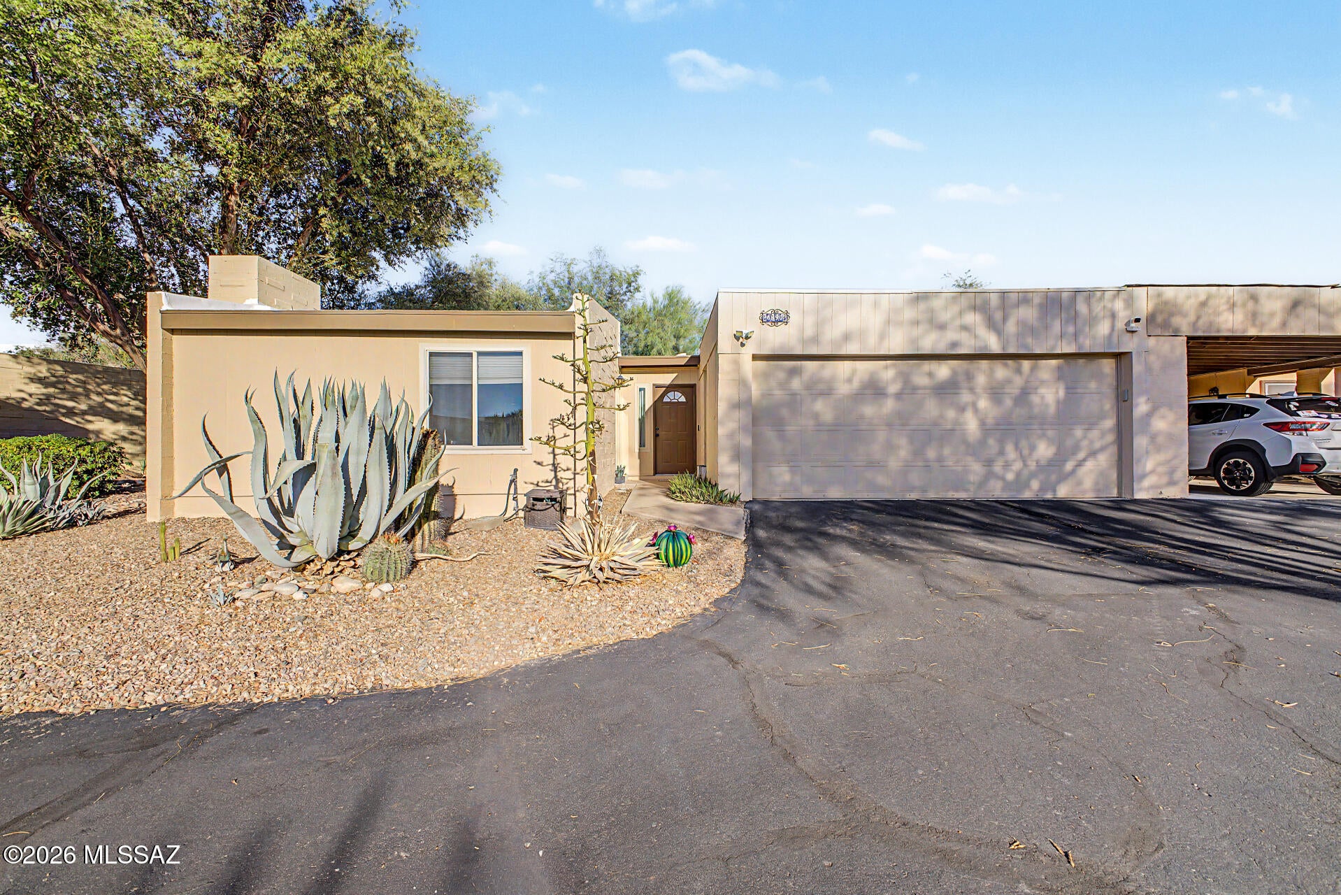 Pantano Townhomes (1-118) - Residential