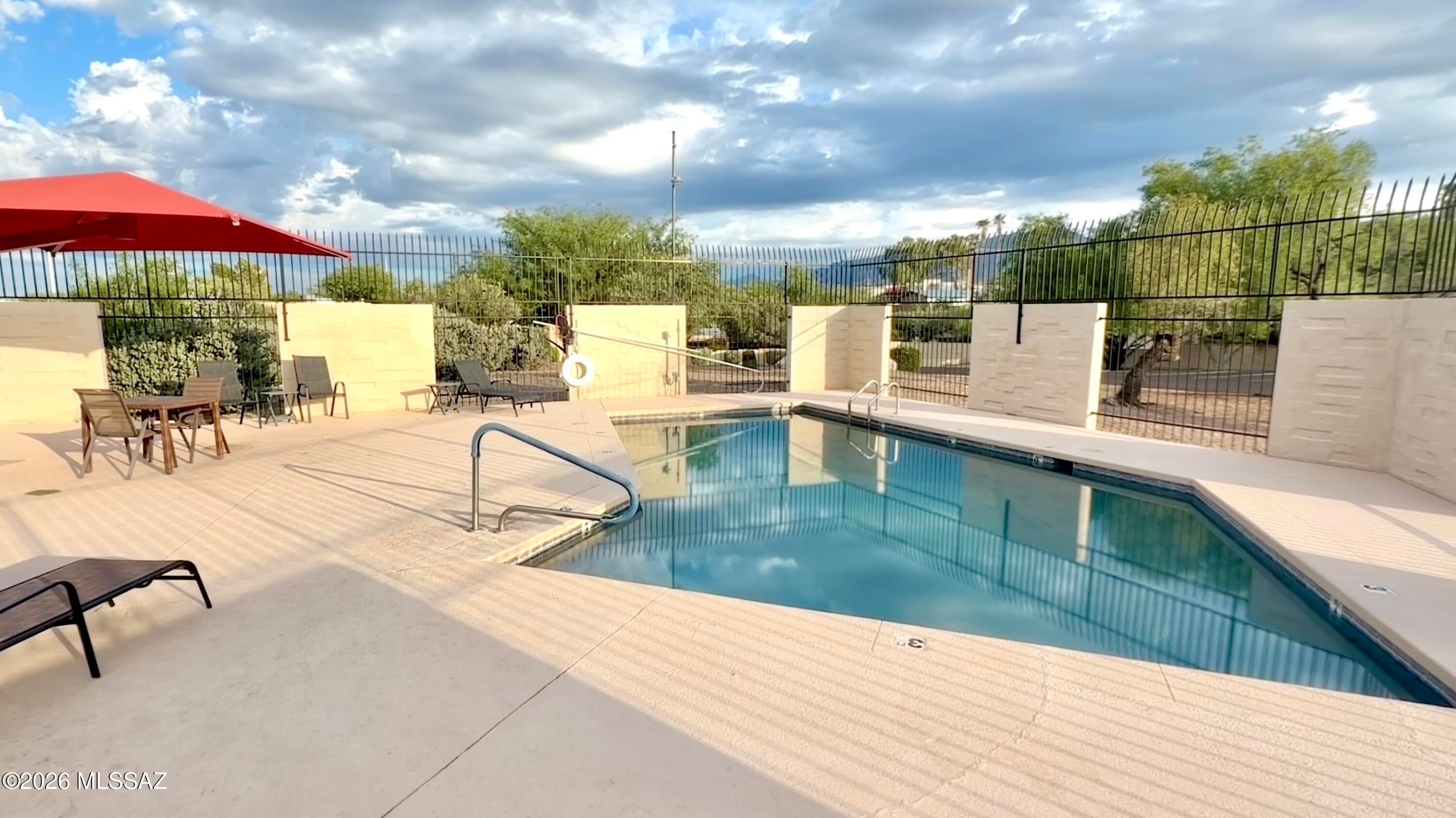 Pantano Townhomes (1-118) - Residential