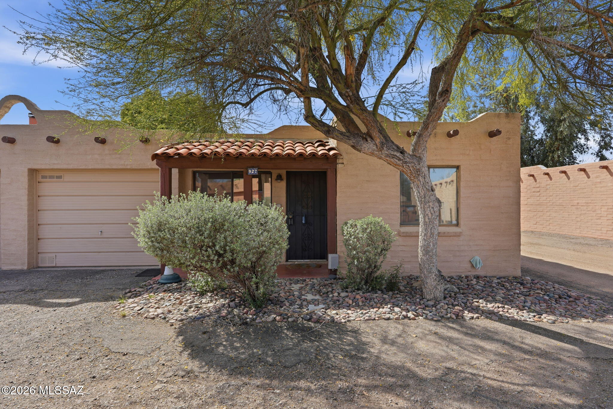 Fort Mesquite Condos (1-16) - Residential