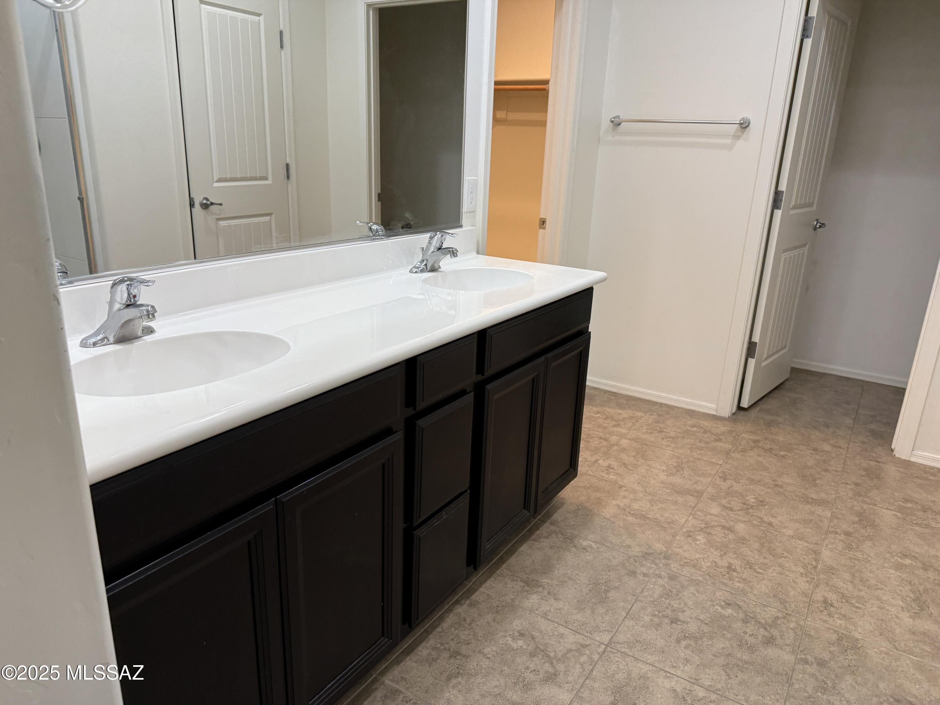 Gladden Farms Block 16 (1-89) - Residential Lease