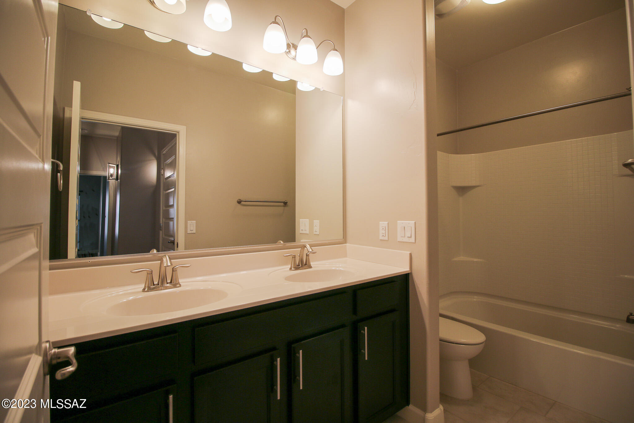 New Tucson Unit NO. 5 (1-312) - Residential