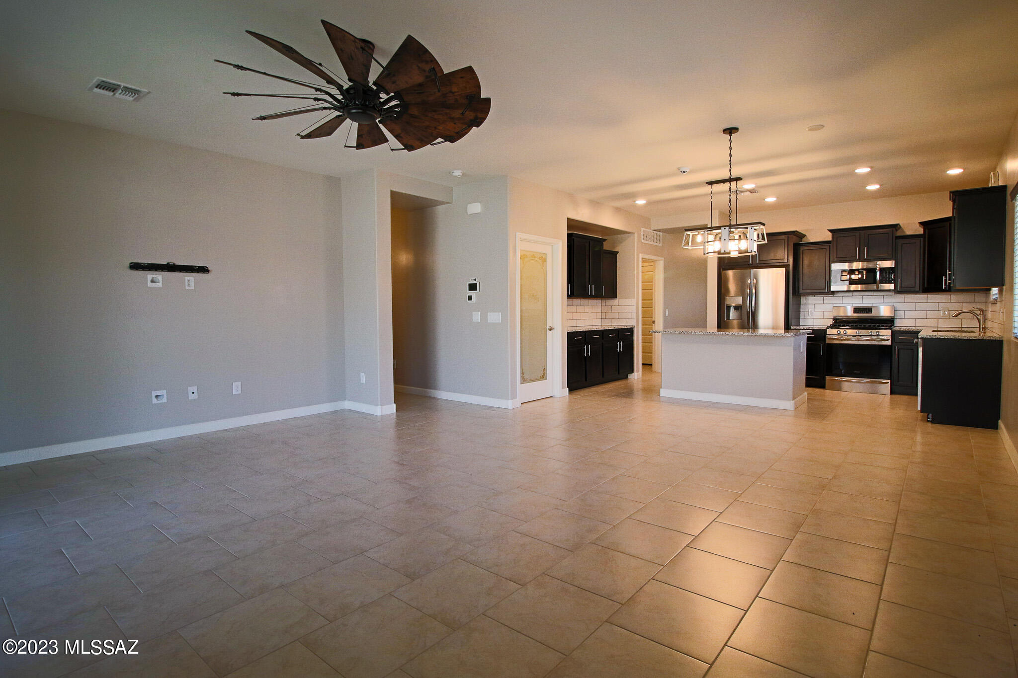 New Tucson Unit NO. 5 (1-312) - Residential
