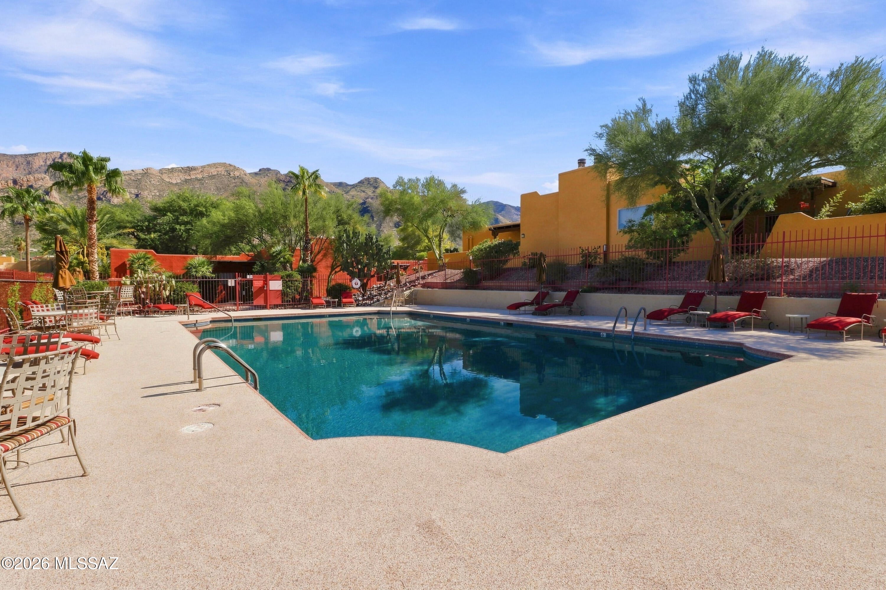Reflections in the Catalina Condominium - Residential