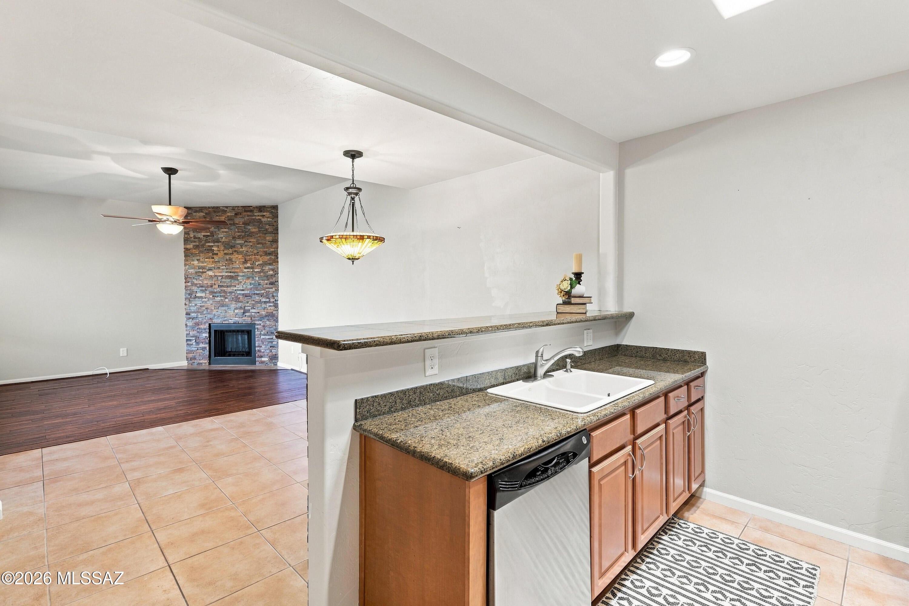 Reflections in the Catalina Condominium - Residential