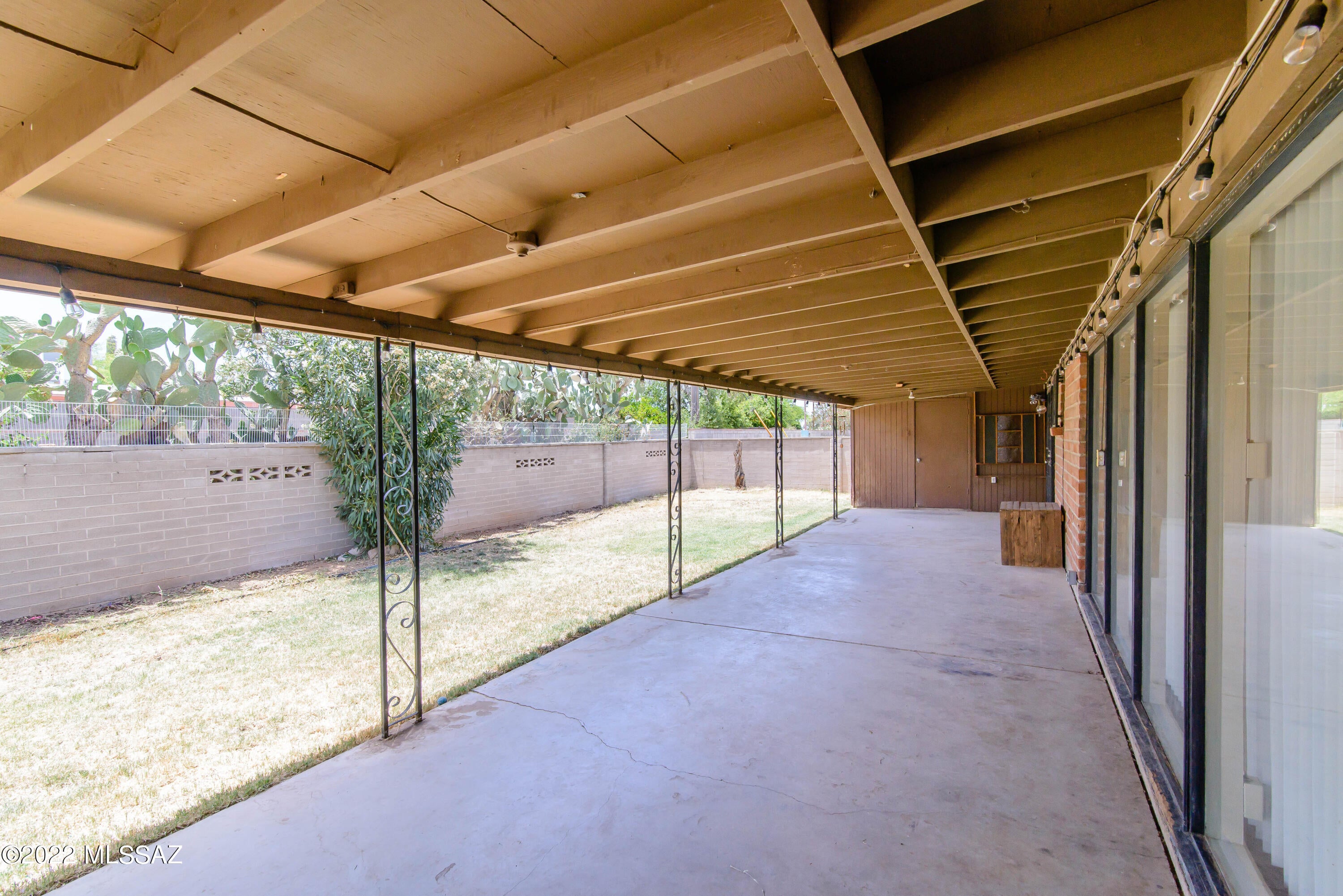 Vista Del Sierras - Residential Lease