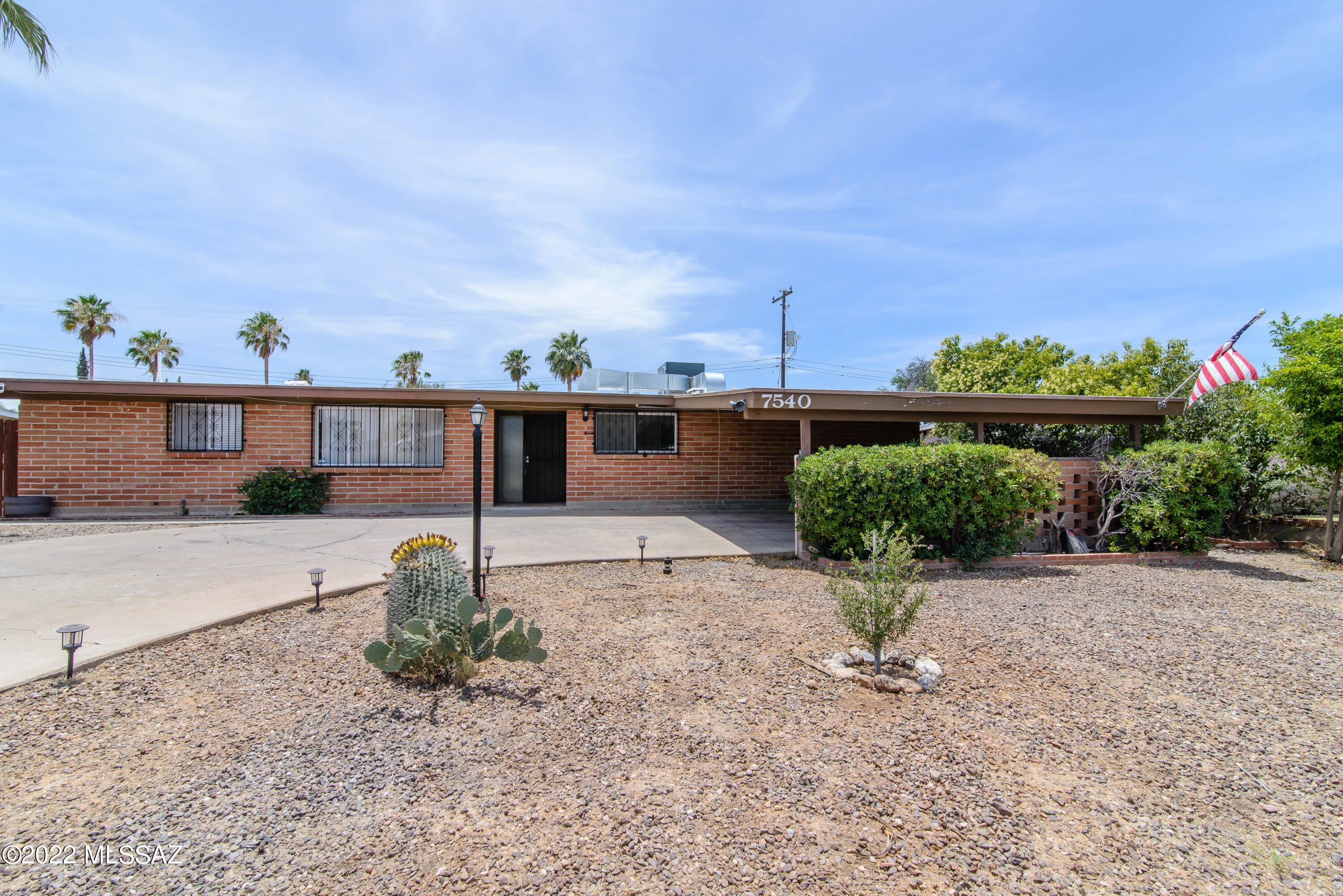 Vista Del Sierras - Residential Lease