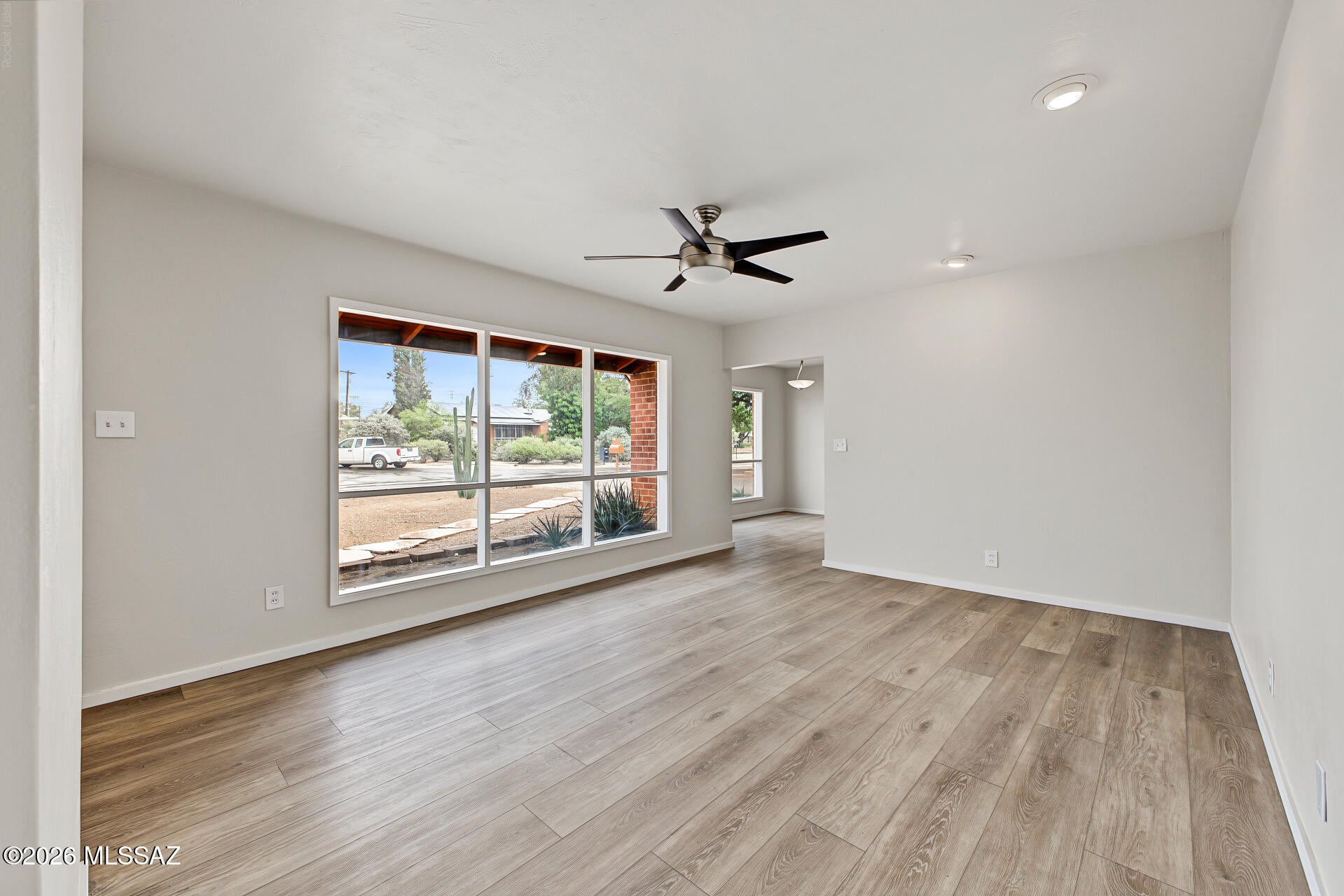 Manana Vista - Residential